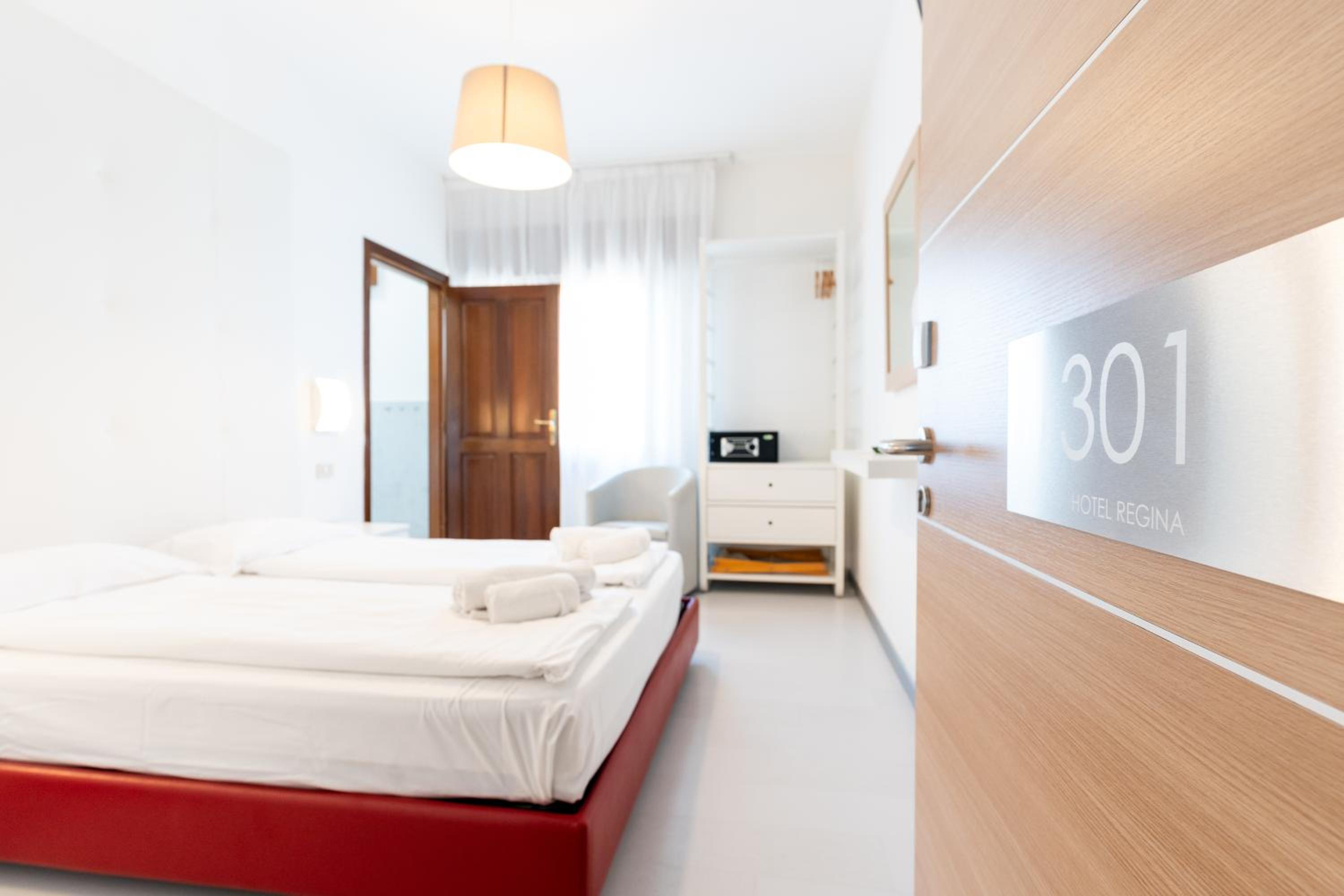 Double Room - Photo 4