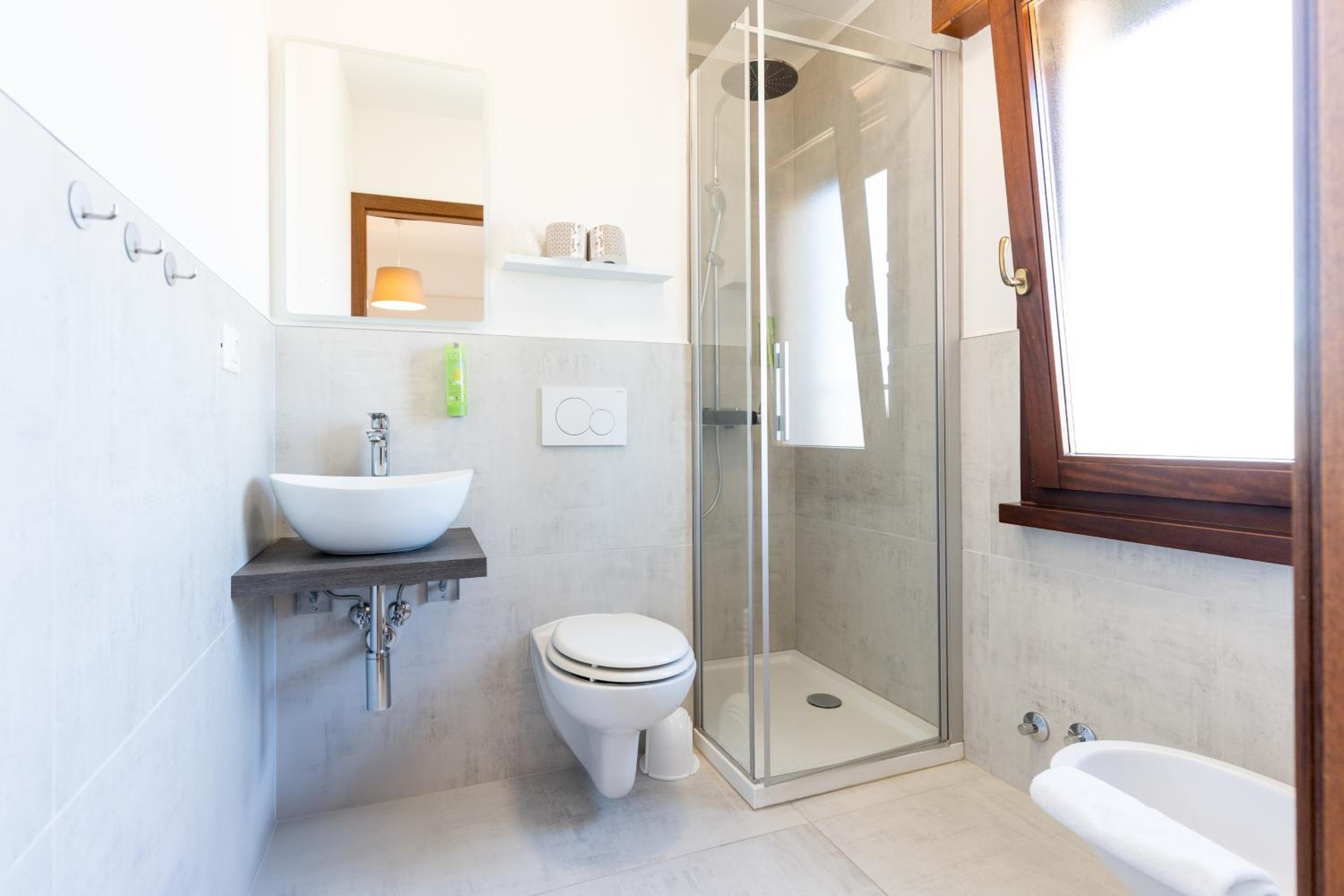 Double Room - Photo 5