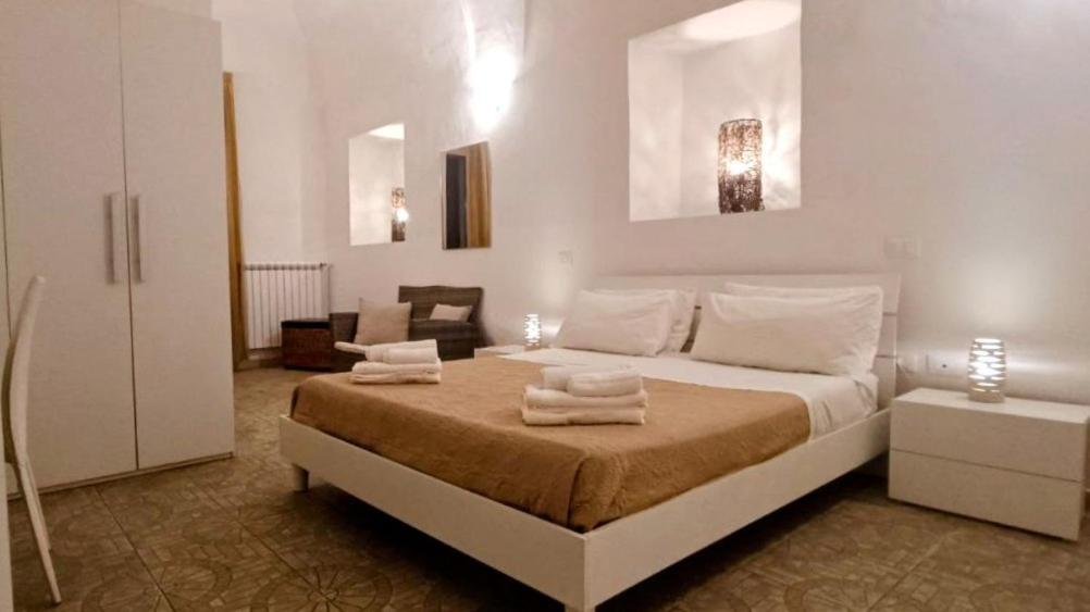 Quadruple Room with Private Bathroom