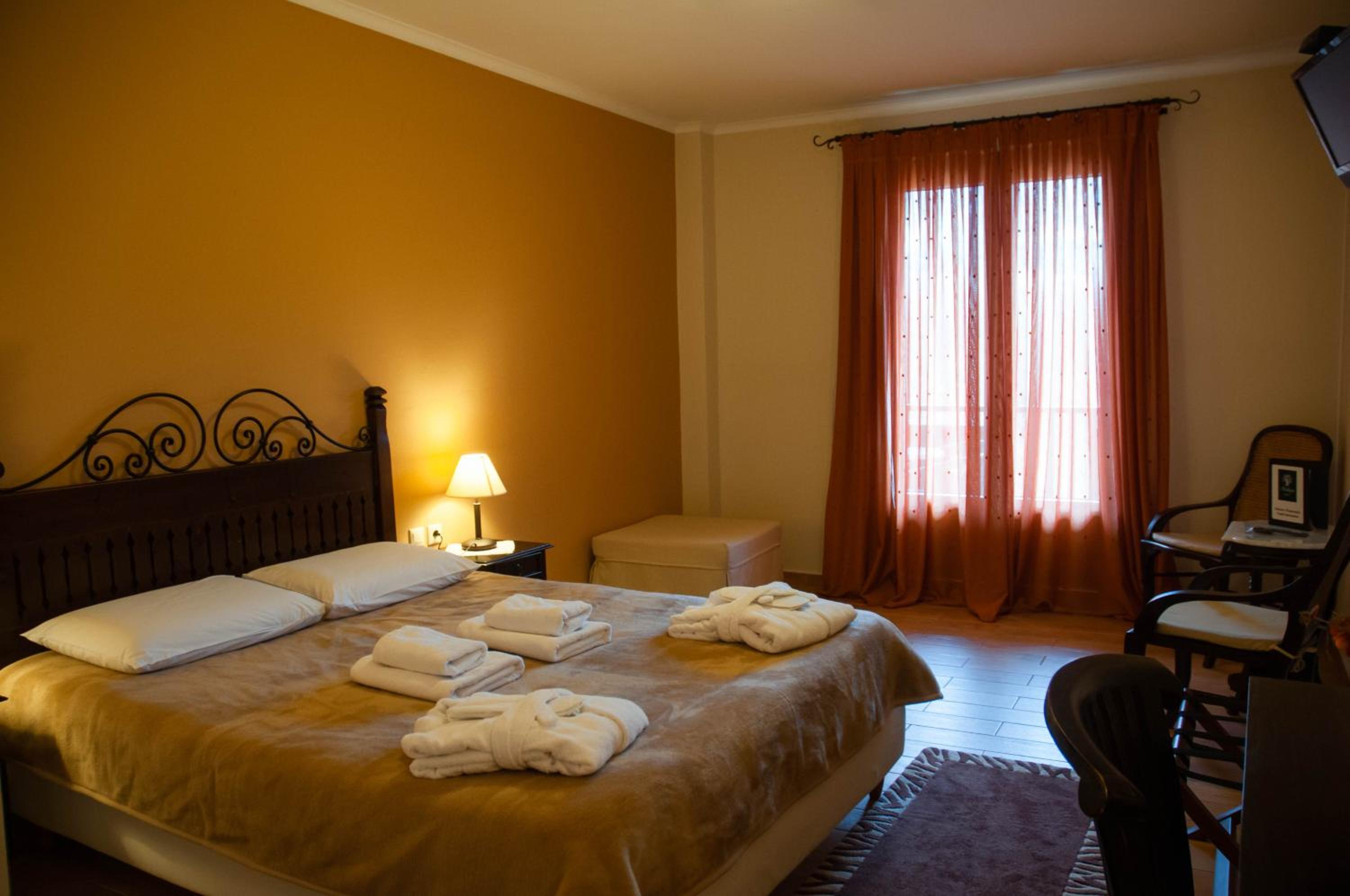 Superior Double or Twin Room - Photo 1