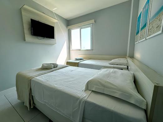 Apartment with Lake View - Photo 18