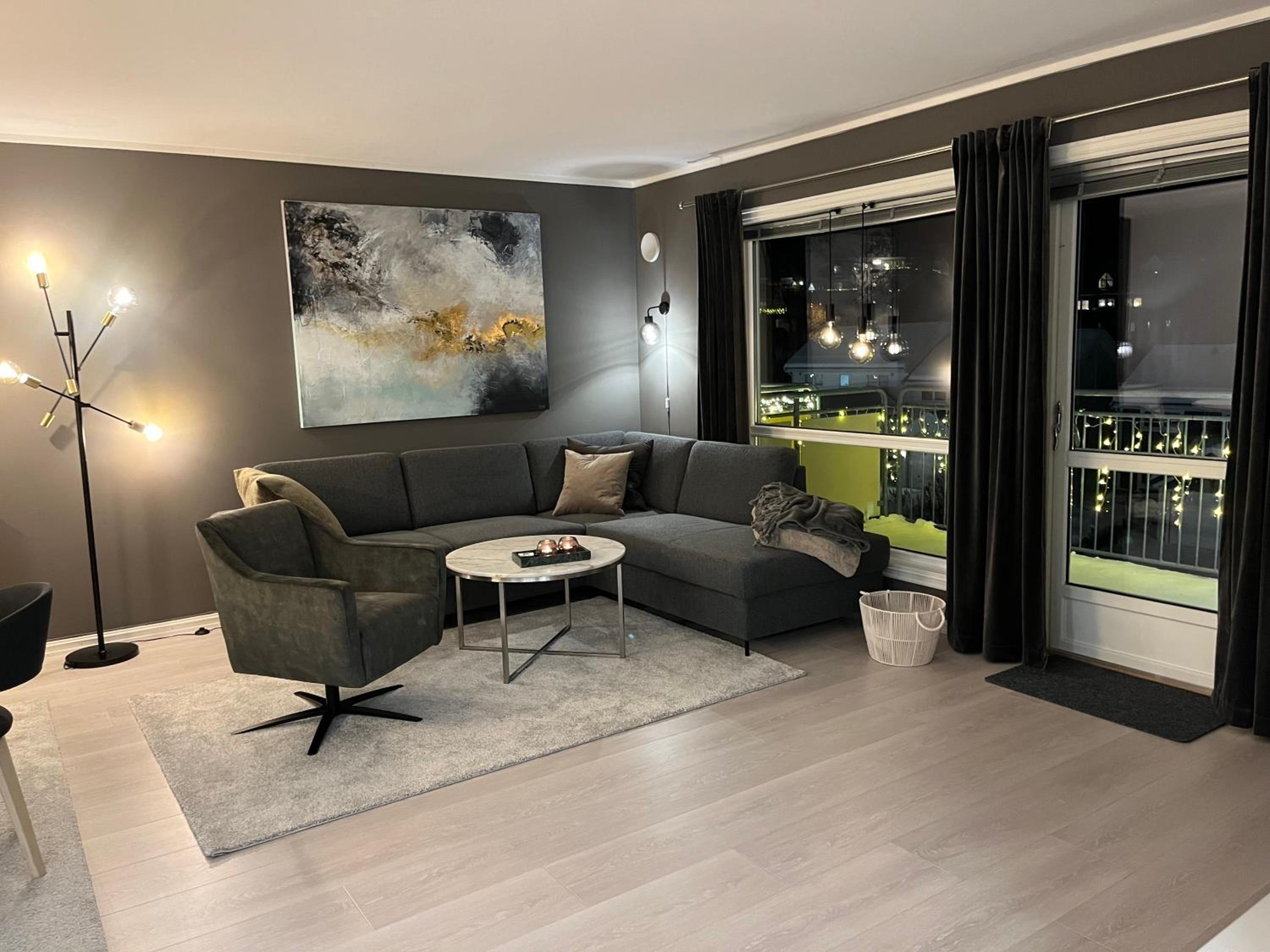Three-Bedroom Apartment photo 1