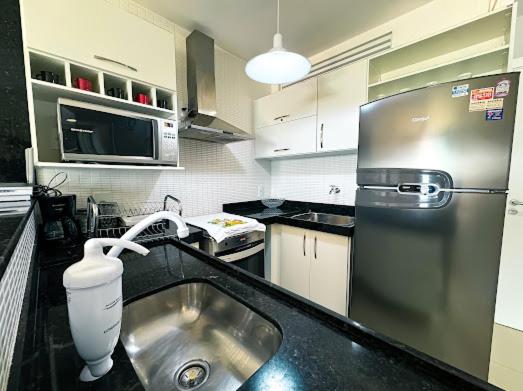 Apartment with Lake View - Photo 11