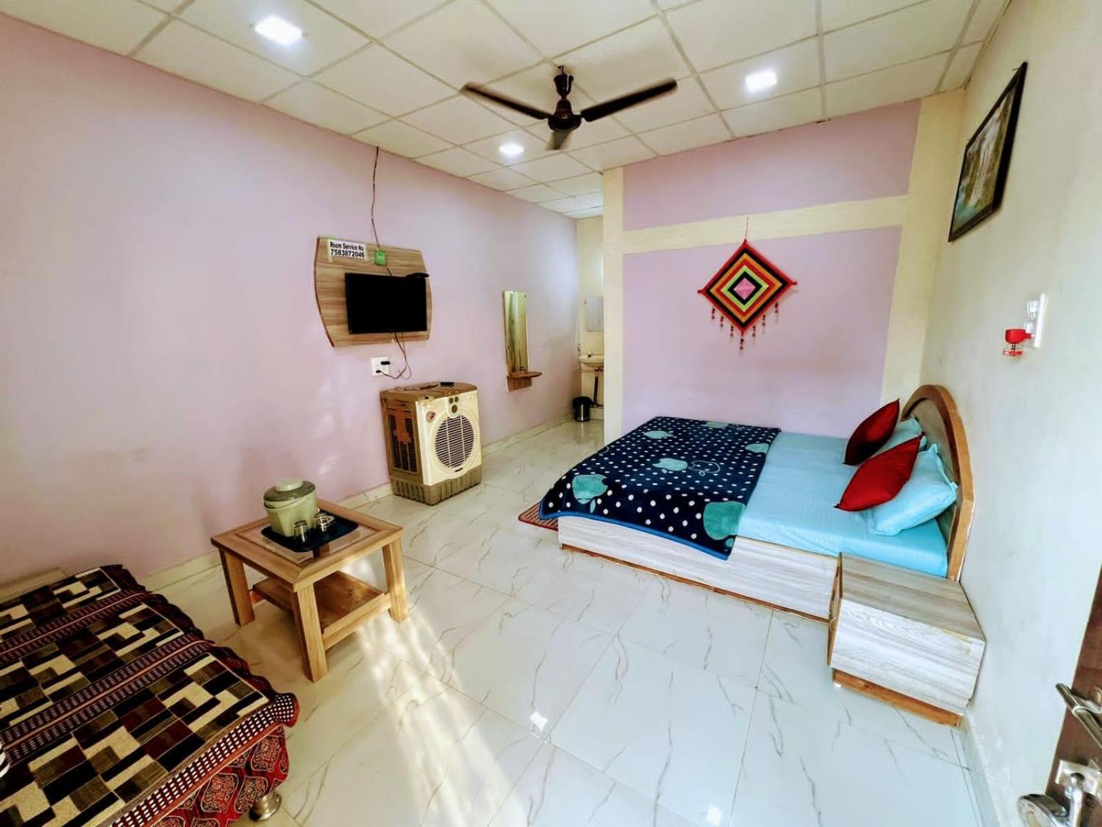 Deluxe Room (1 Adult + 2 Children) photo 1