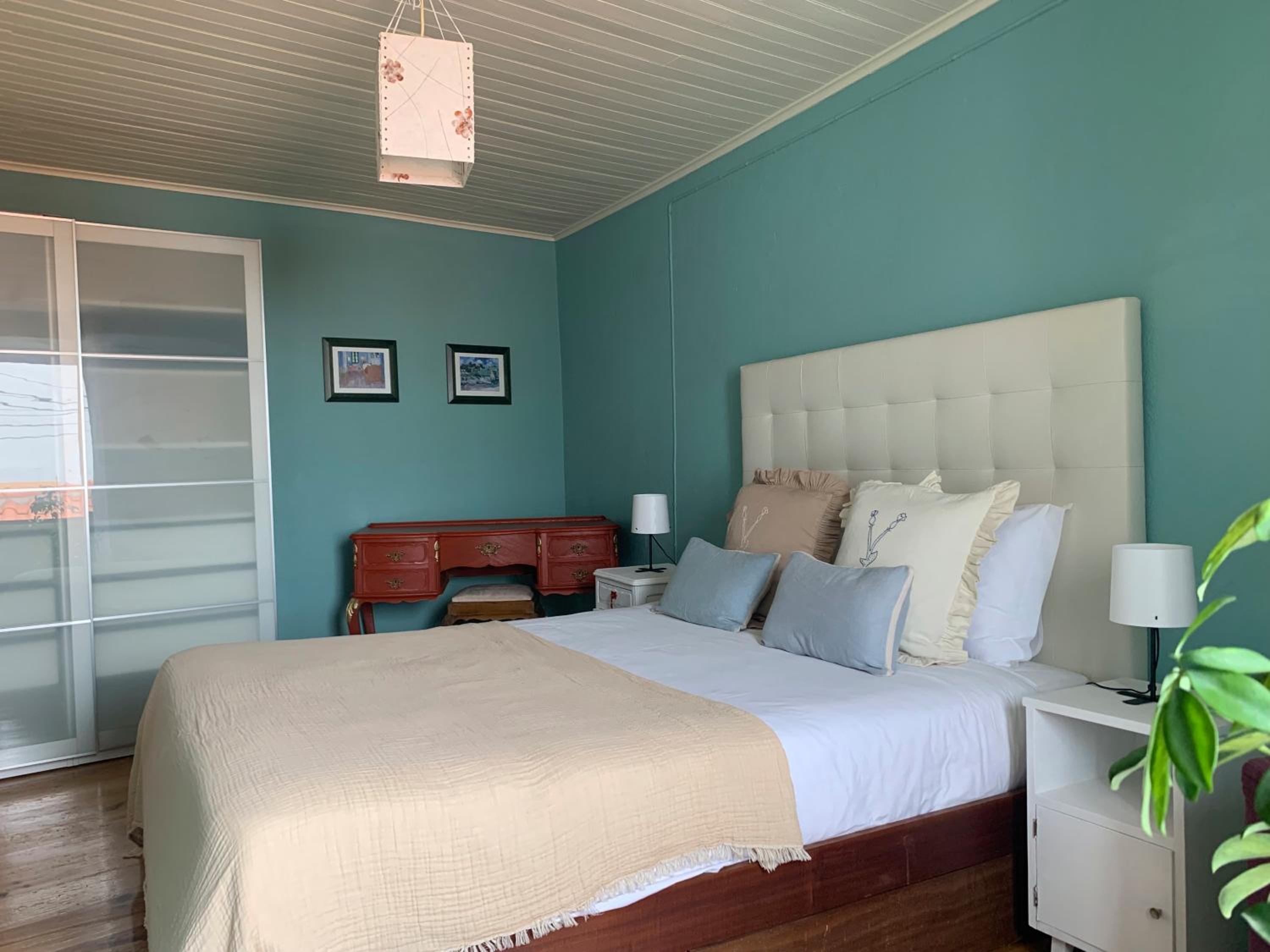 Two-Bedroom House photo 2