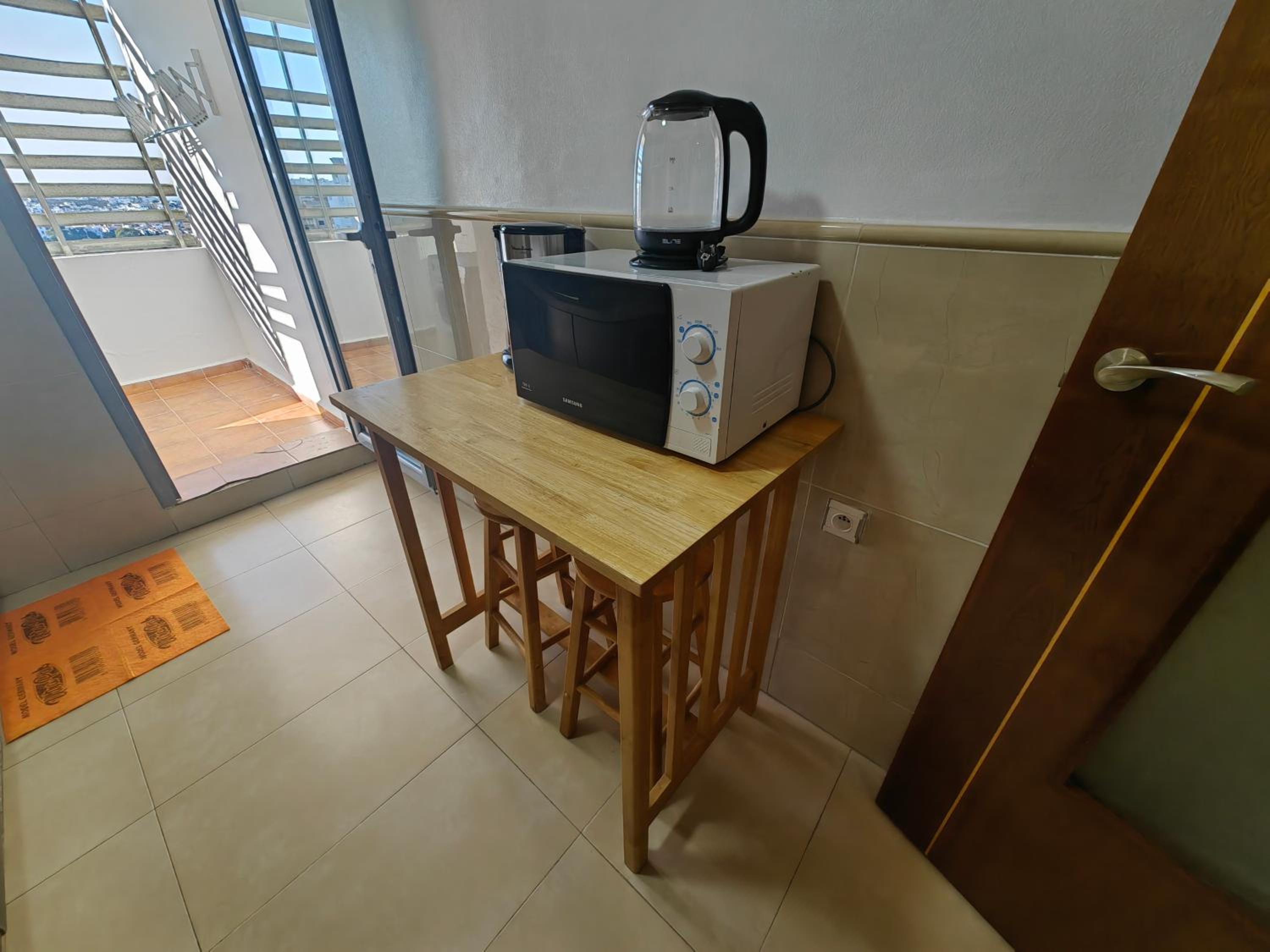 Apartment with Terrace - Photo 6