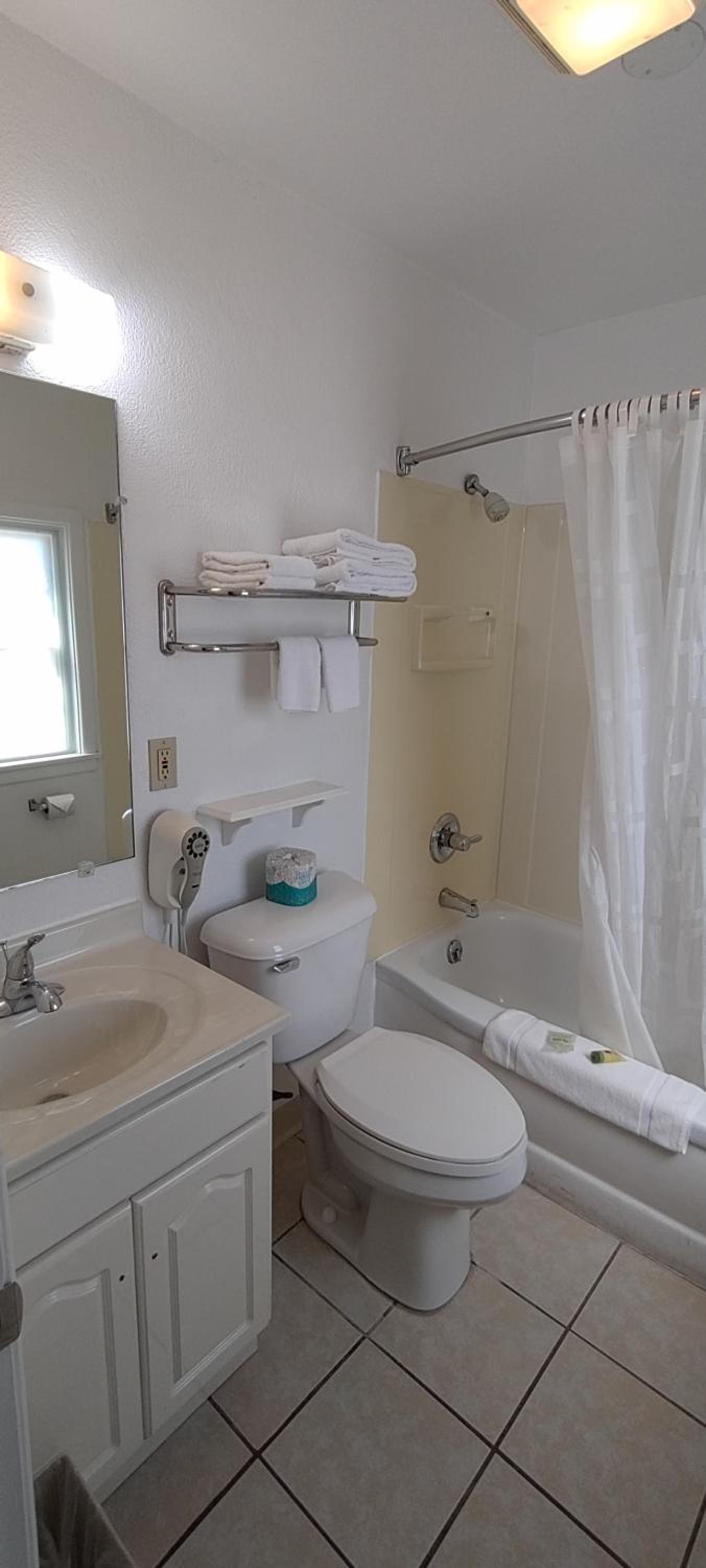 Queen Room - With Special Offer - Photo 3