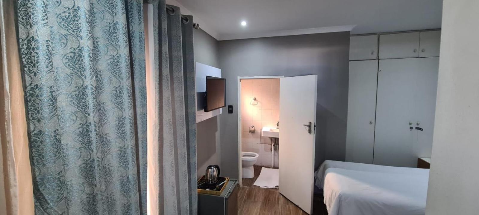 Twin Room photo 1