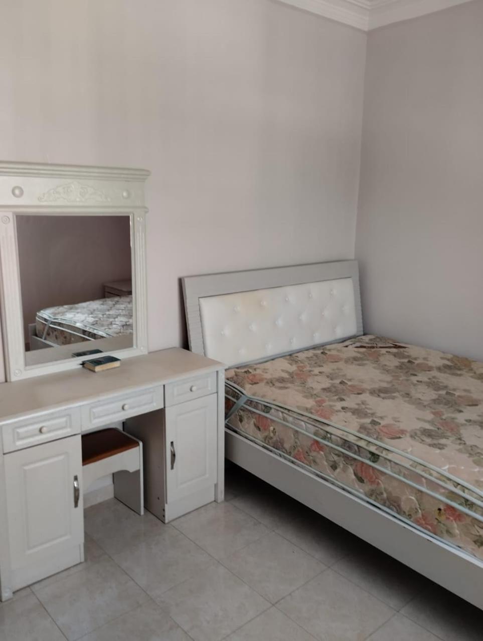 Two-Bedroom Apartment with Balcony and Sea View photo 3