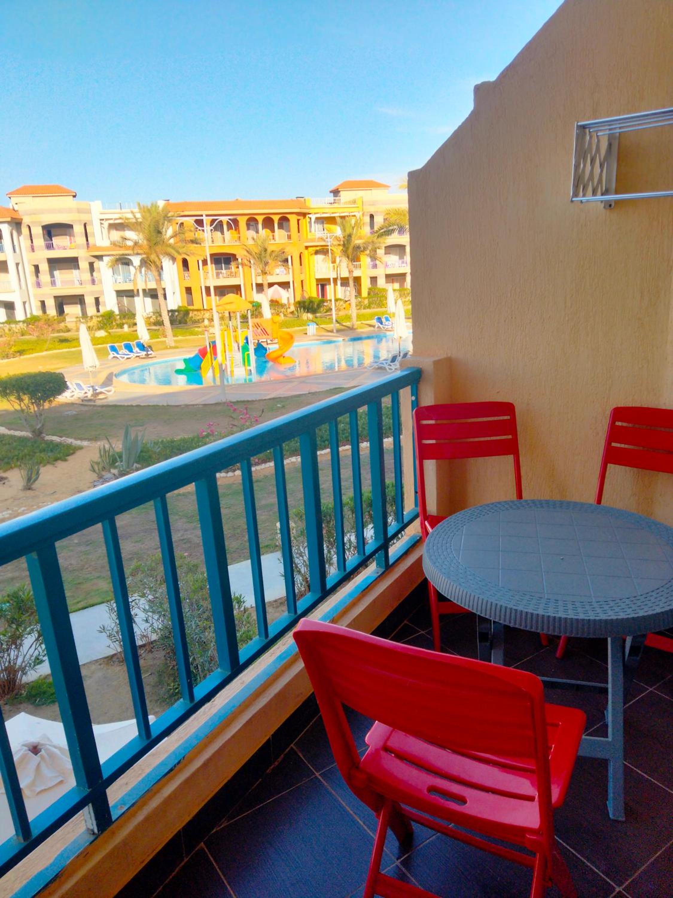 Apartment With Pool View  photo 2
