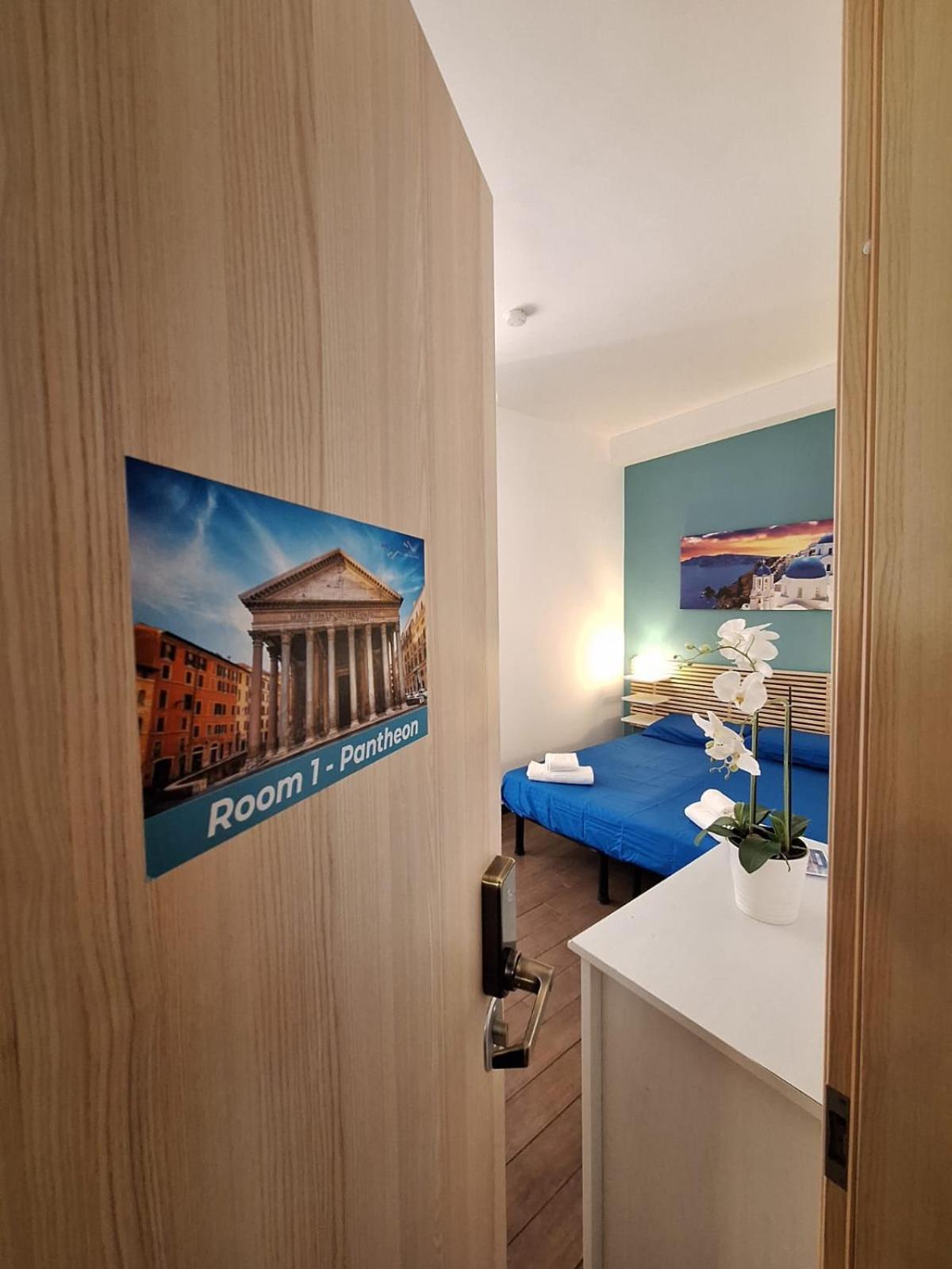 Double or Twin Room with Private Bathroom photo 1