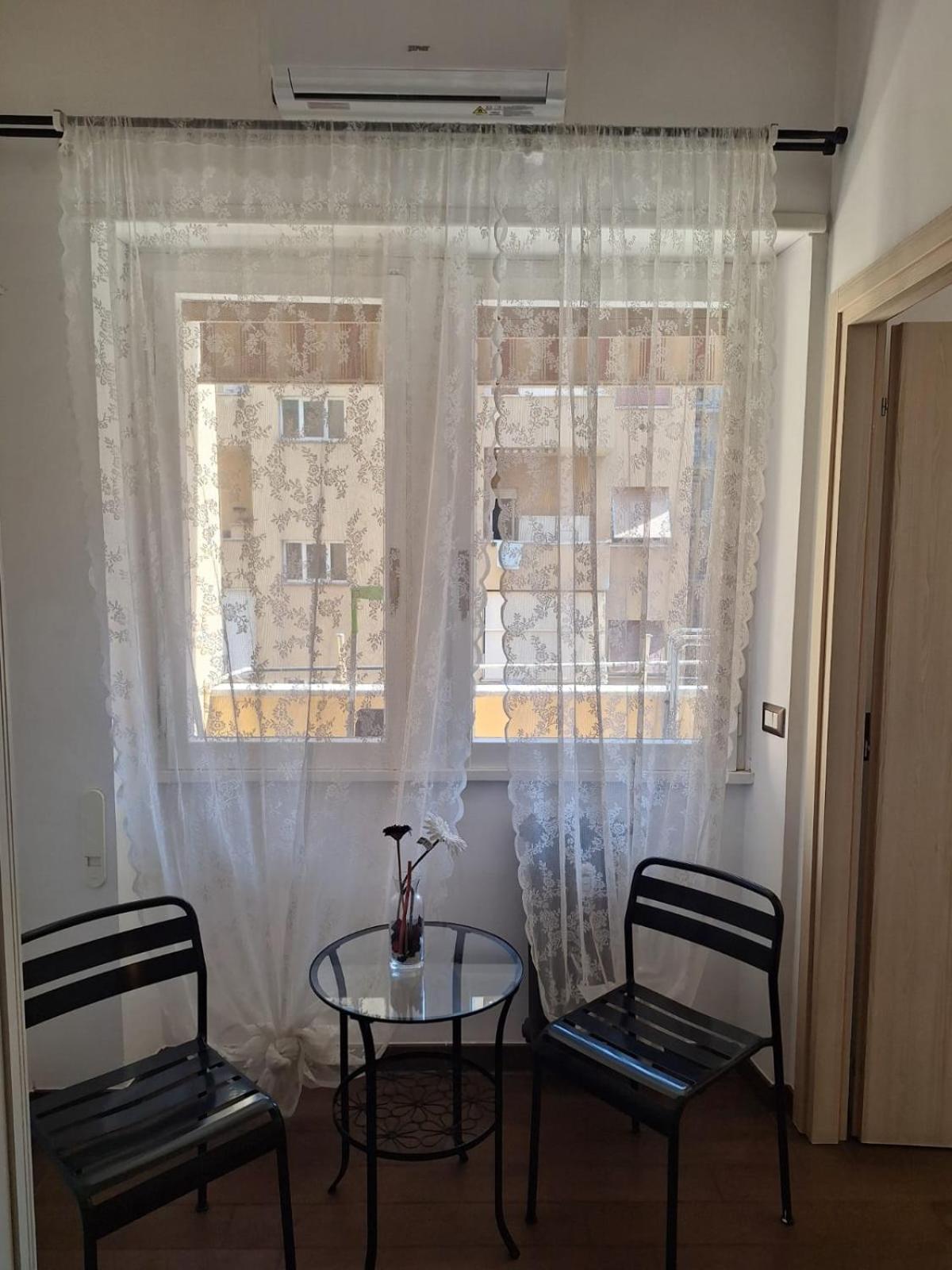 Double or Twin Room with Private Bathroom photo 2