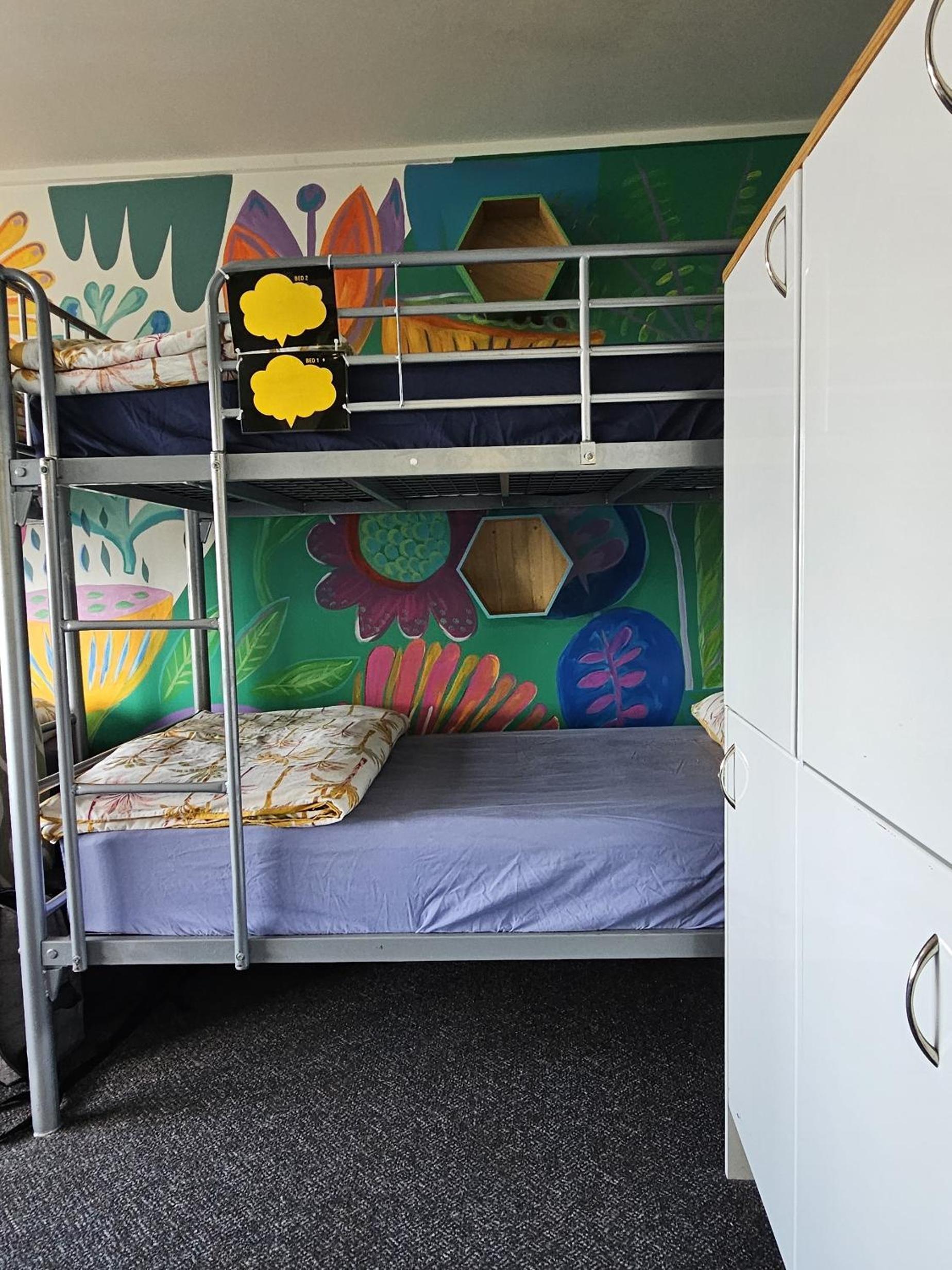 Bed In 6-Bed Mixed Dormitory Room photo 3