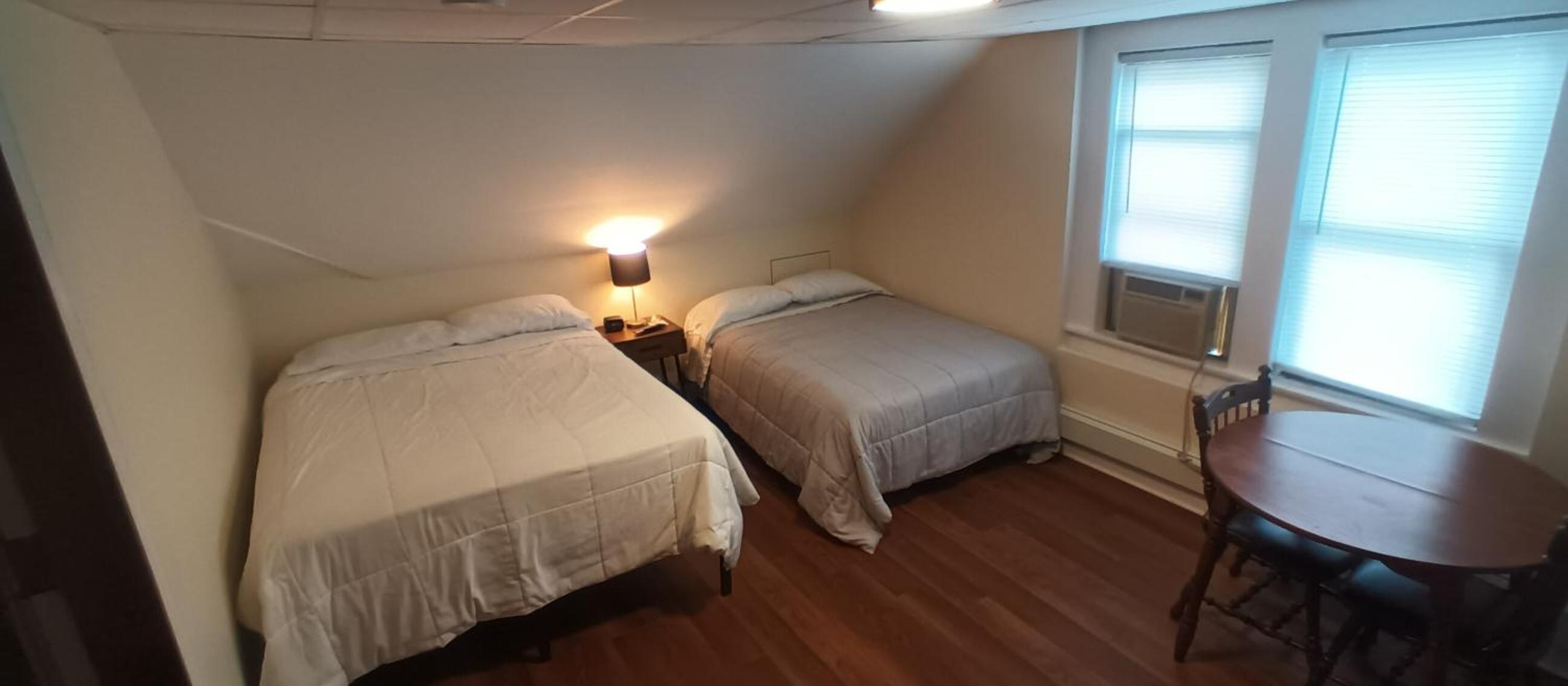 Deluxe Queen Room - Photo 3