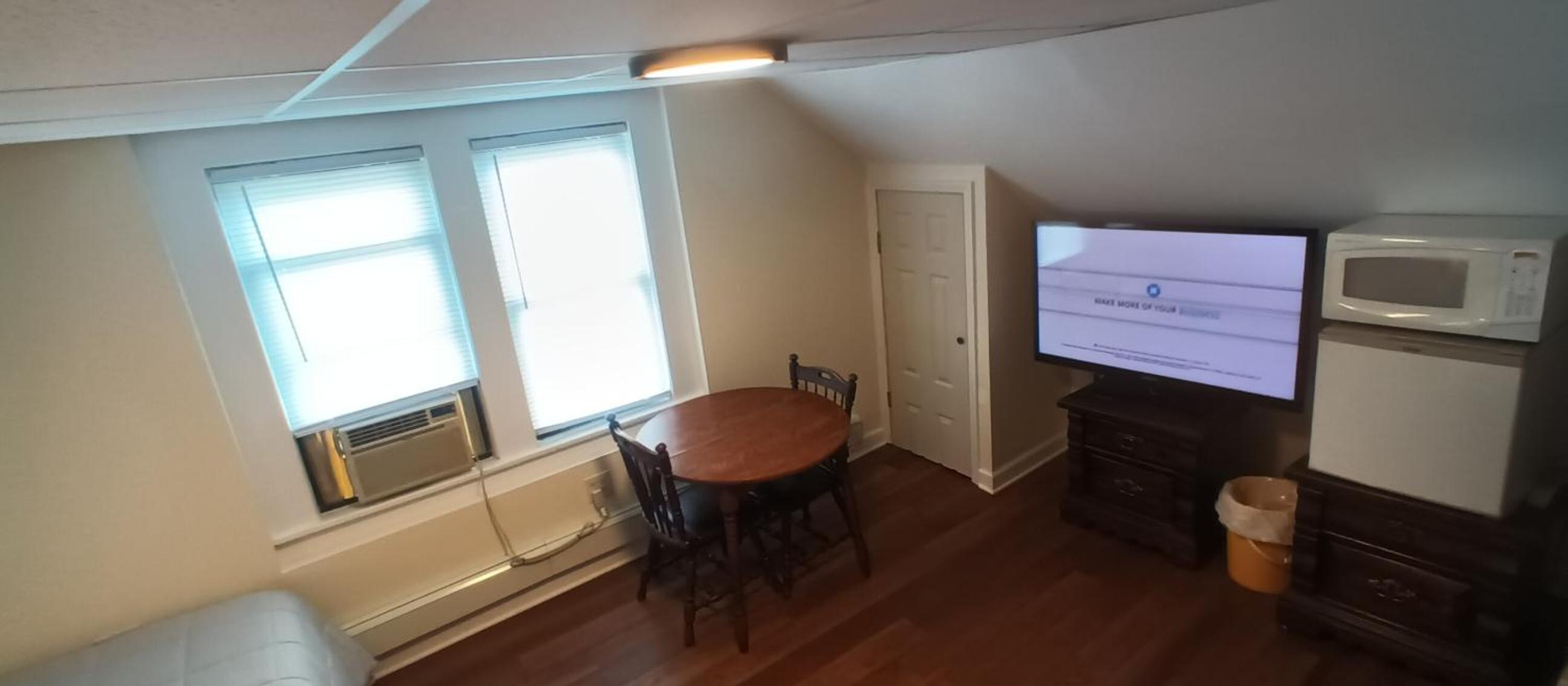 Deluxe Queen Room - Photo 2