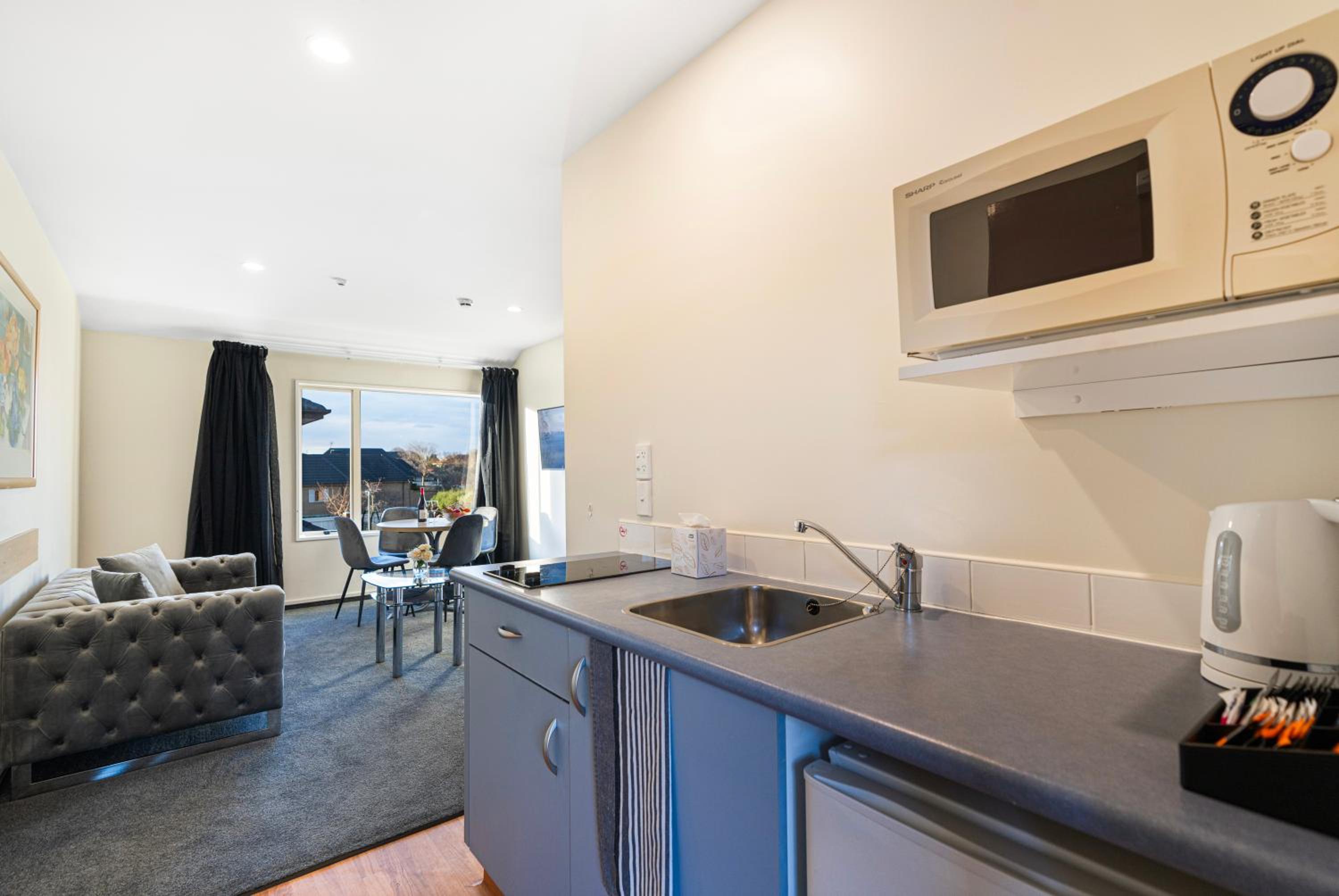 Two-Bedroom Apartment - Photo 6