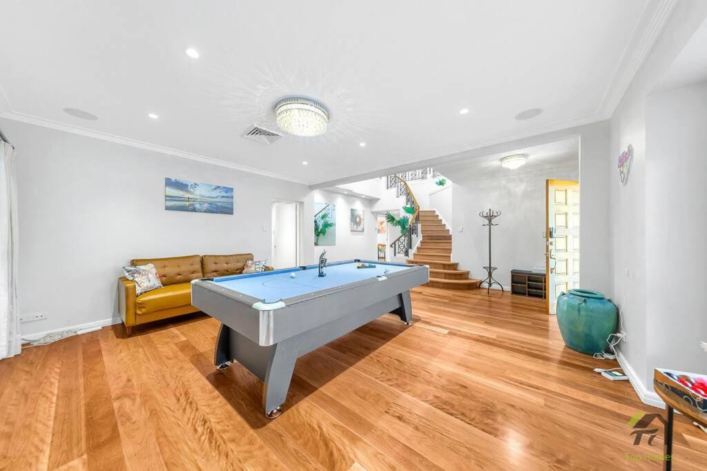 Villa photo 2