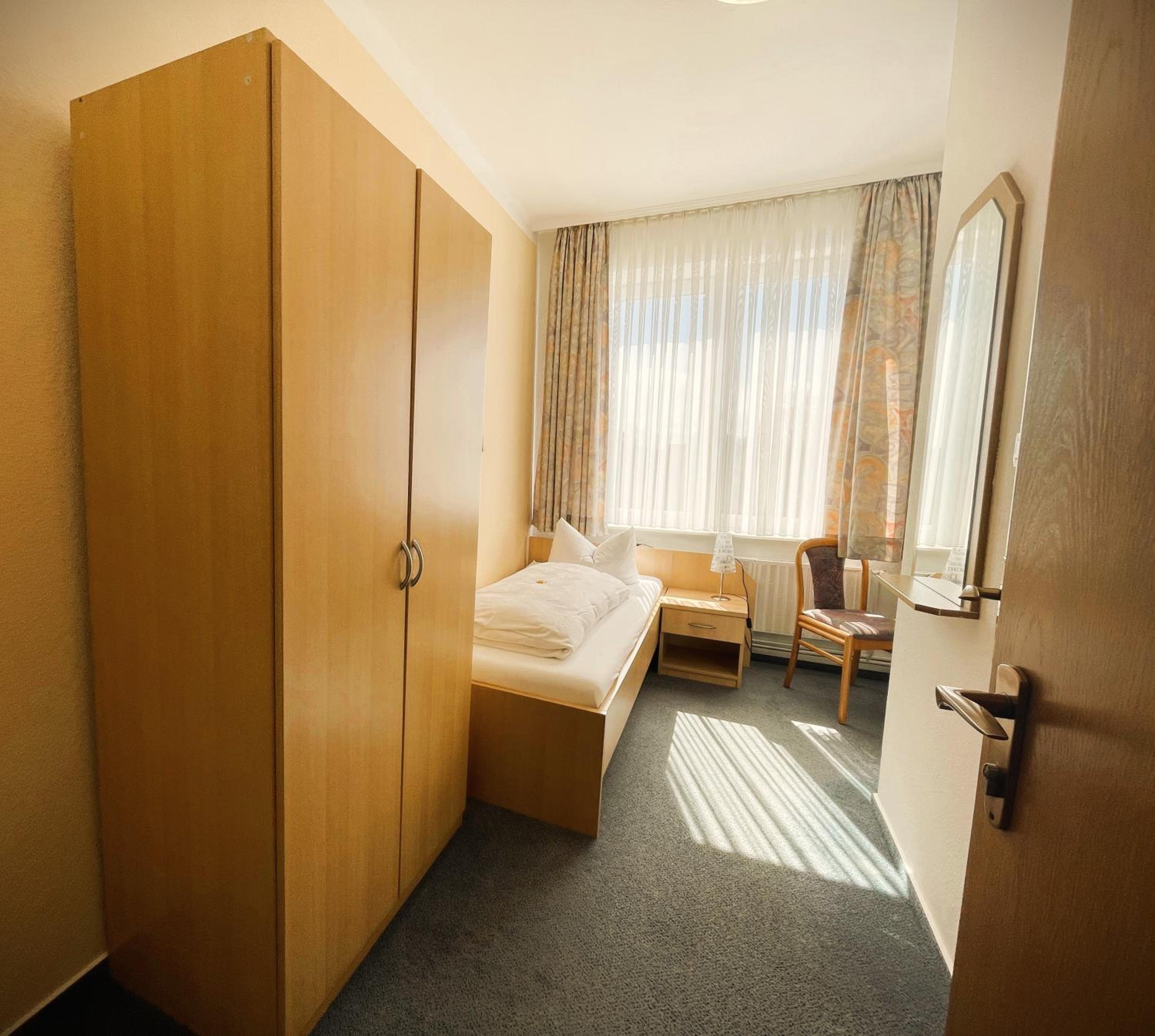 Single Room with Garden View