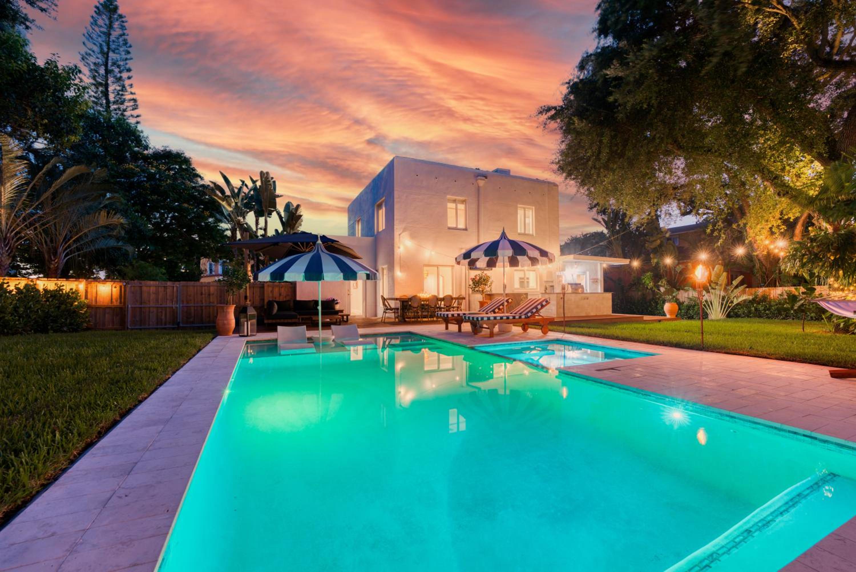Villa with Private Pool photo 2