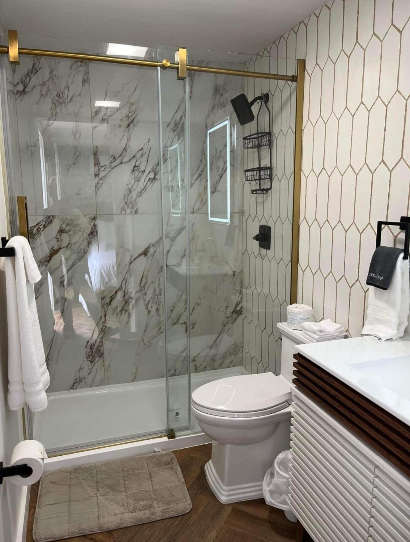 Double Room - Photo 7