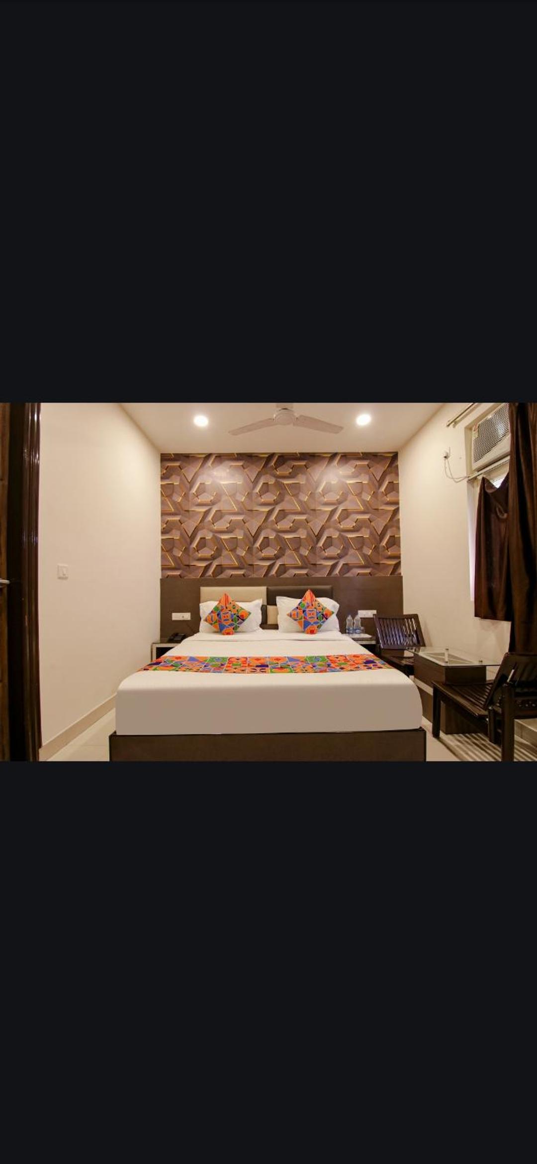 Double Room - Photo 11