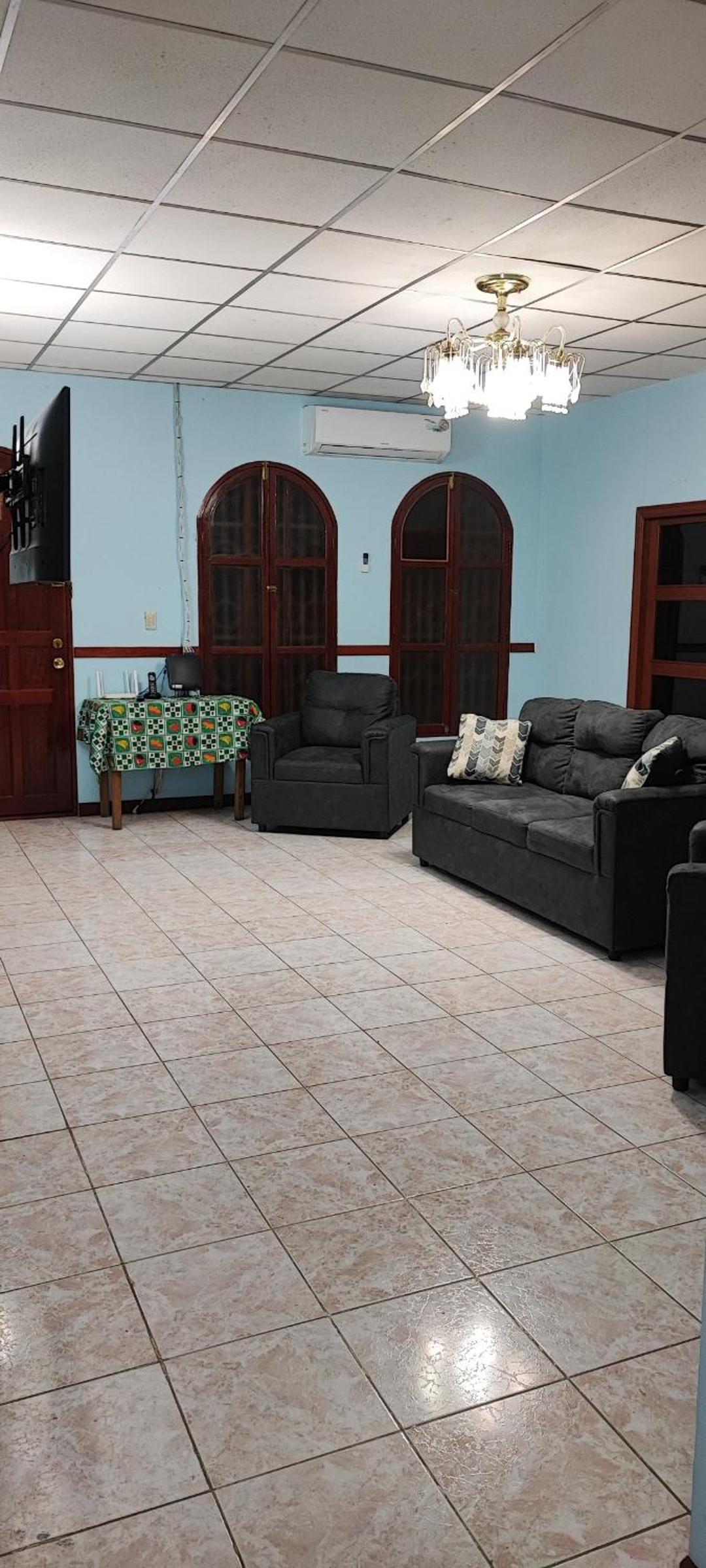 Three-Bedroom Villa photo 1