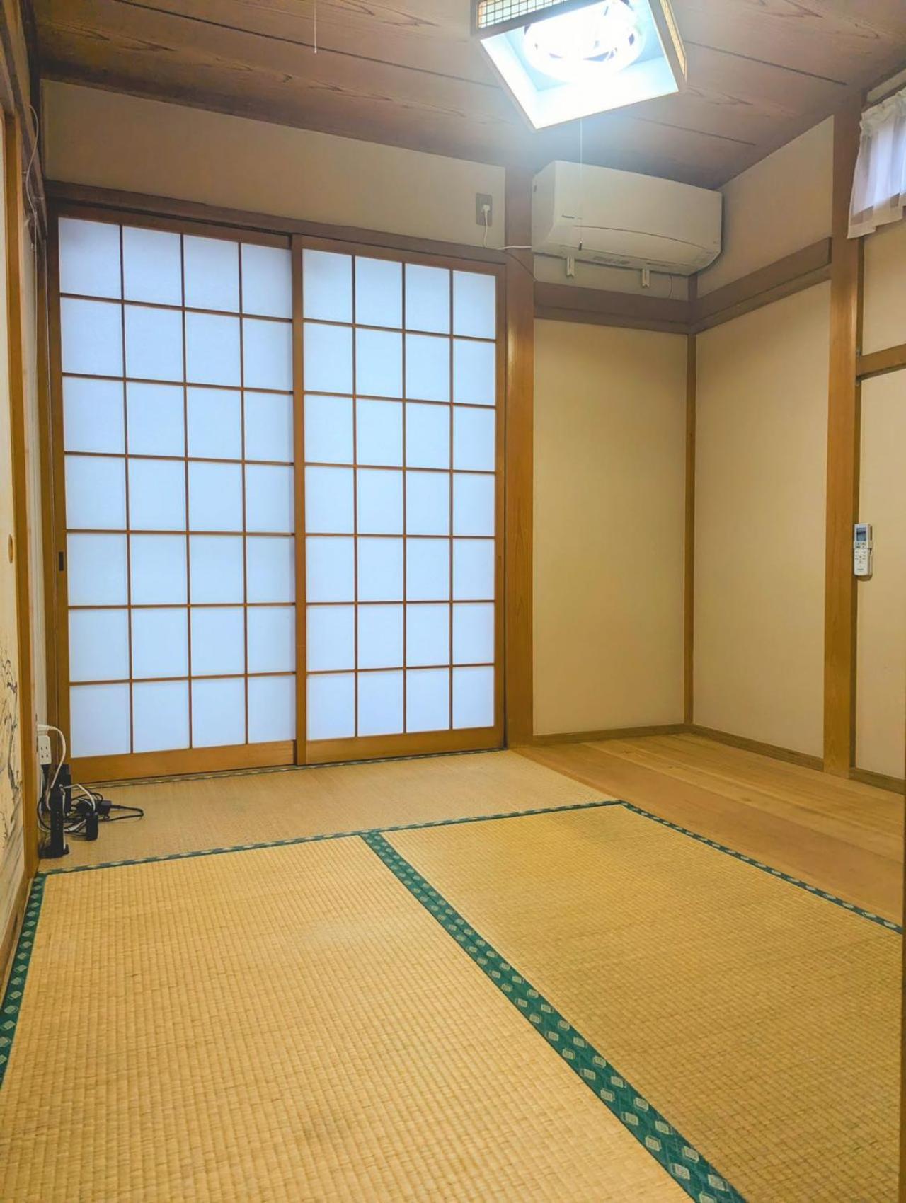 Economy Twin Room