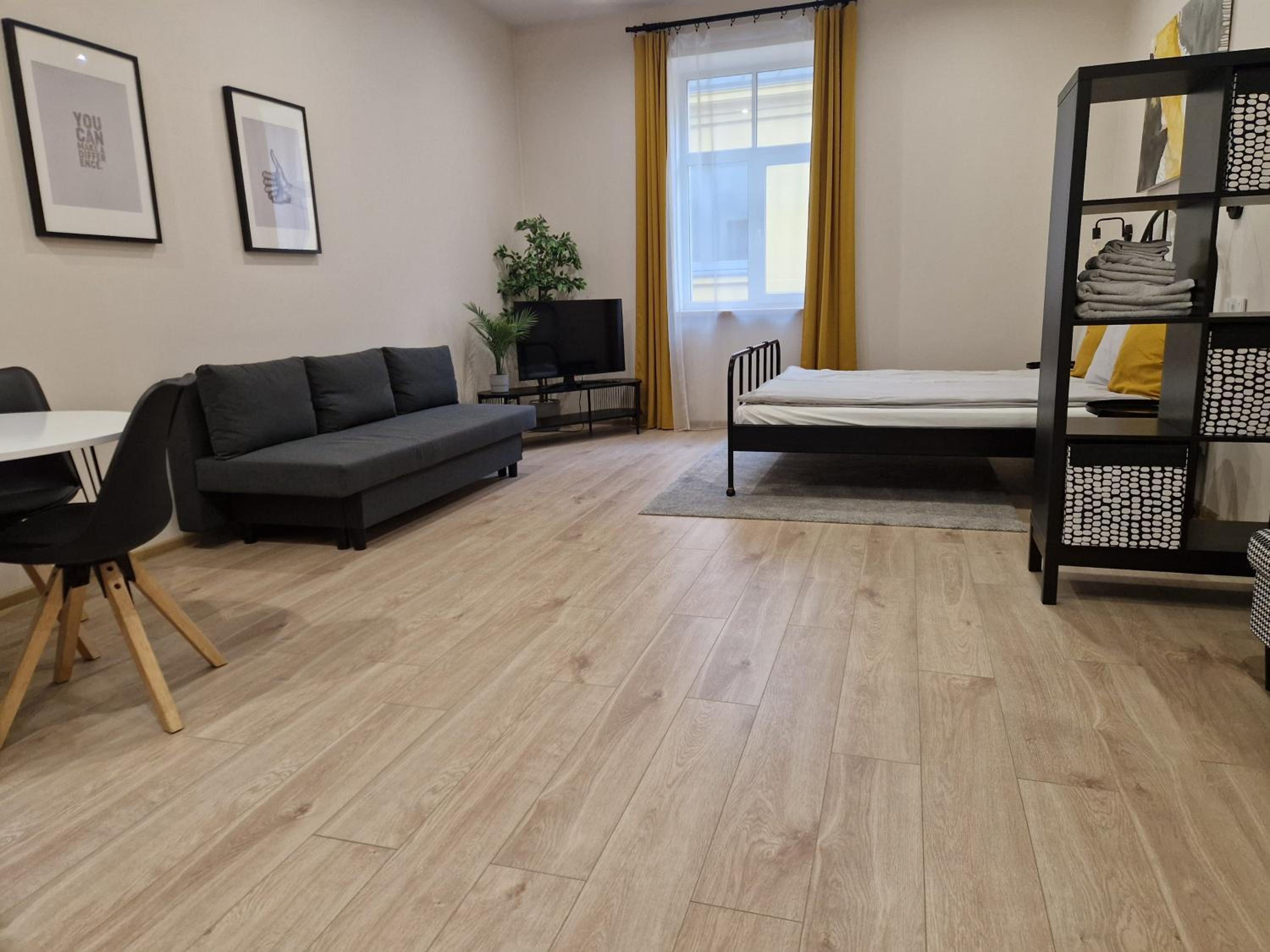 Superior Quadruple Room - Photo 1