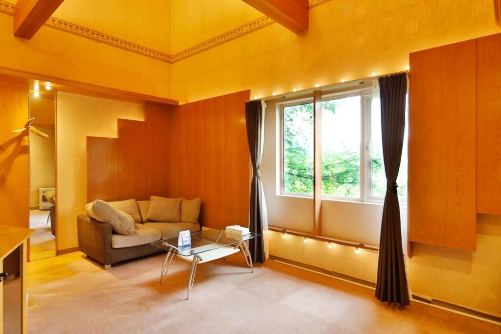 One-Bedroom House photo 1