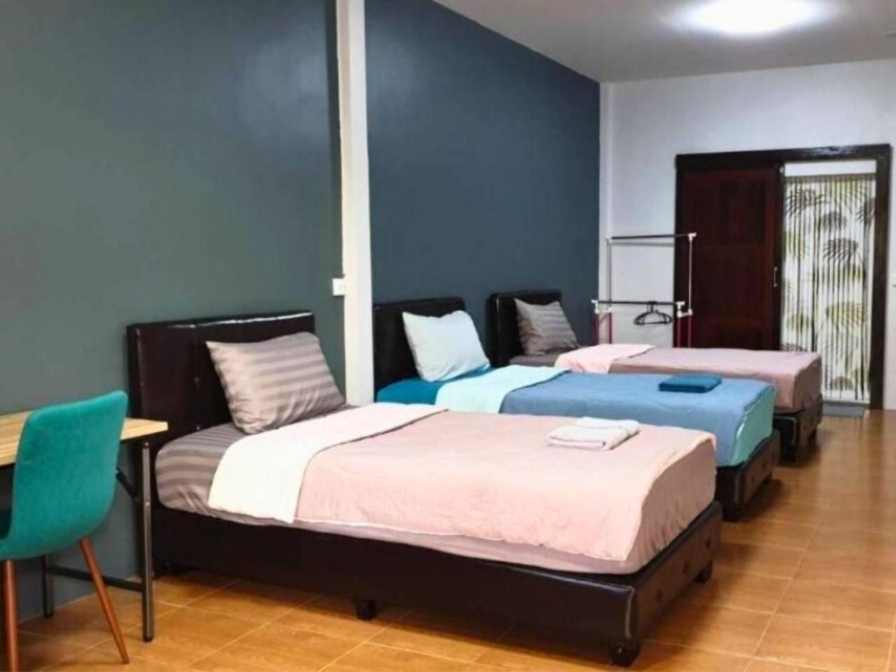 Triple Room with Bath photo 1