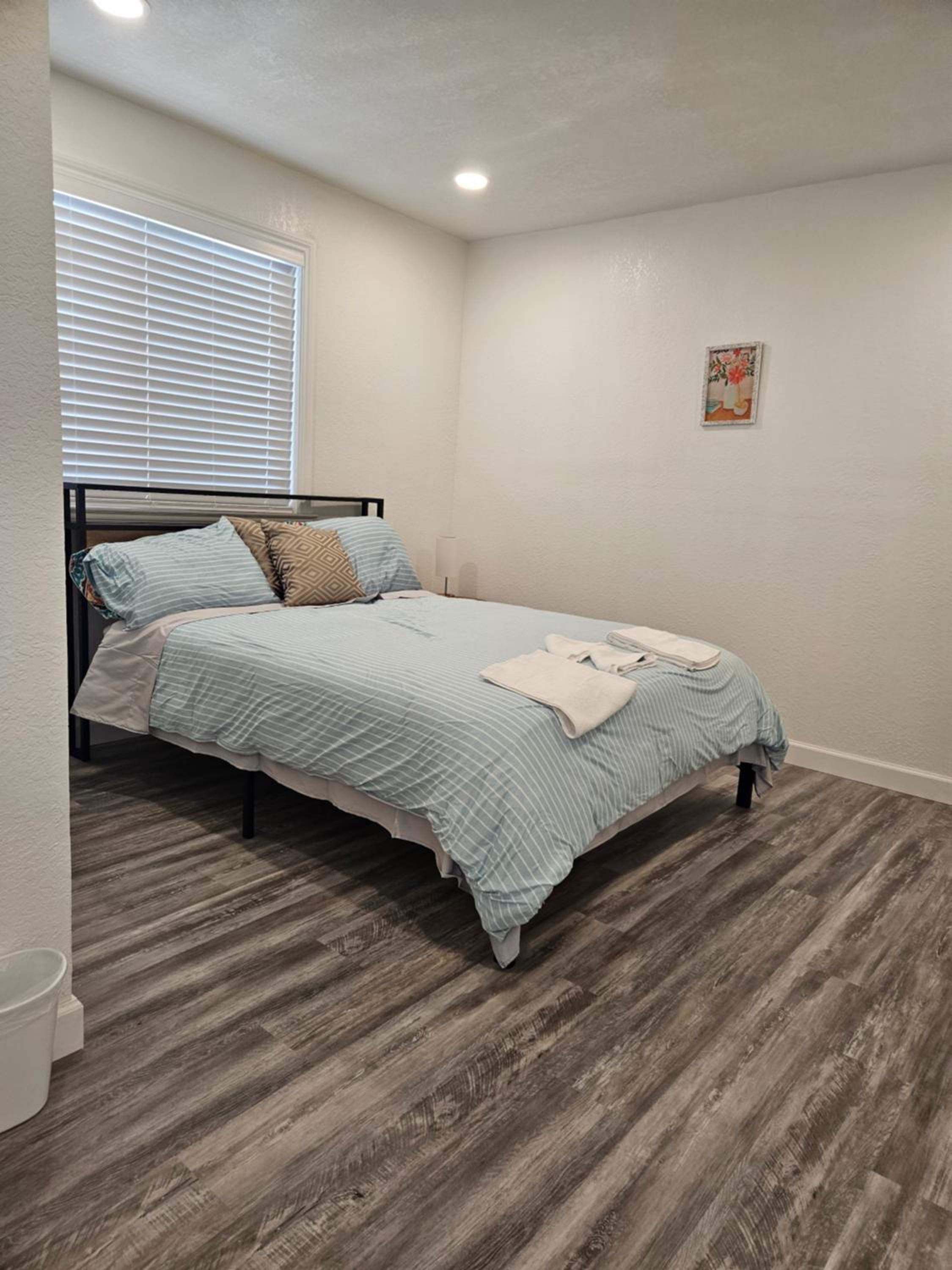 One-Bedroom House photo 1