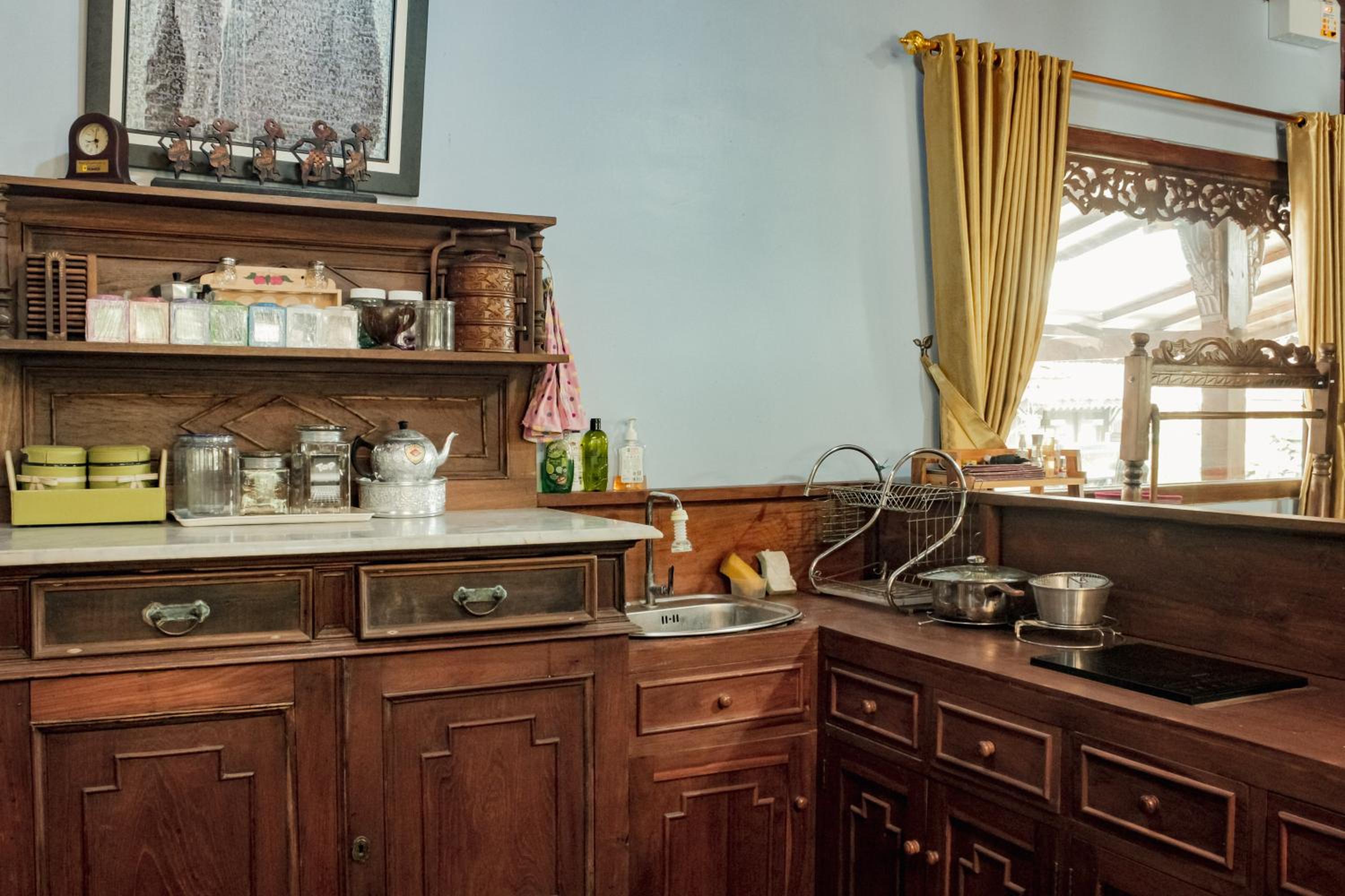Suite - Photo 3