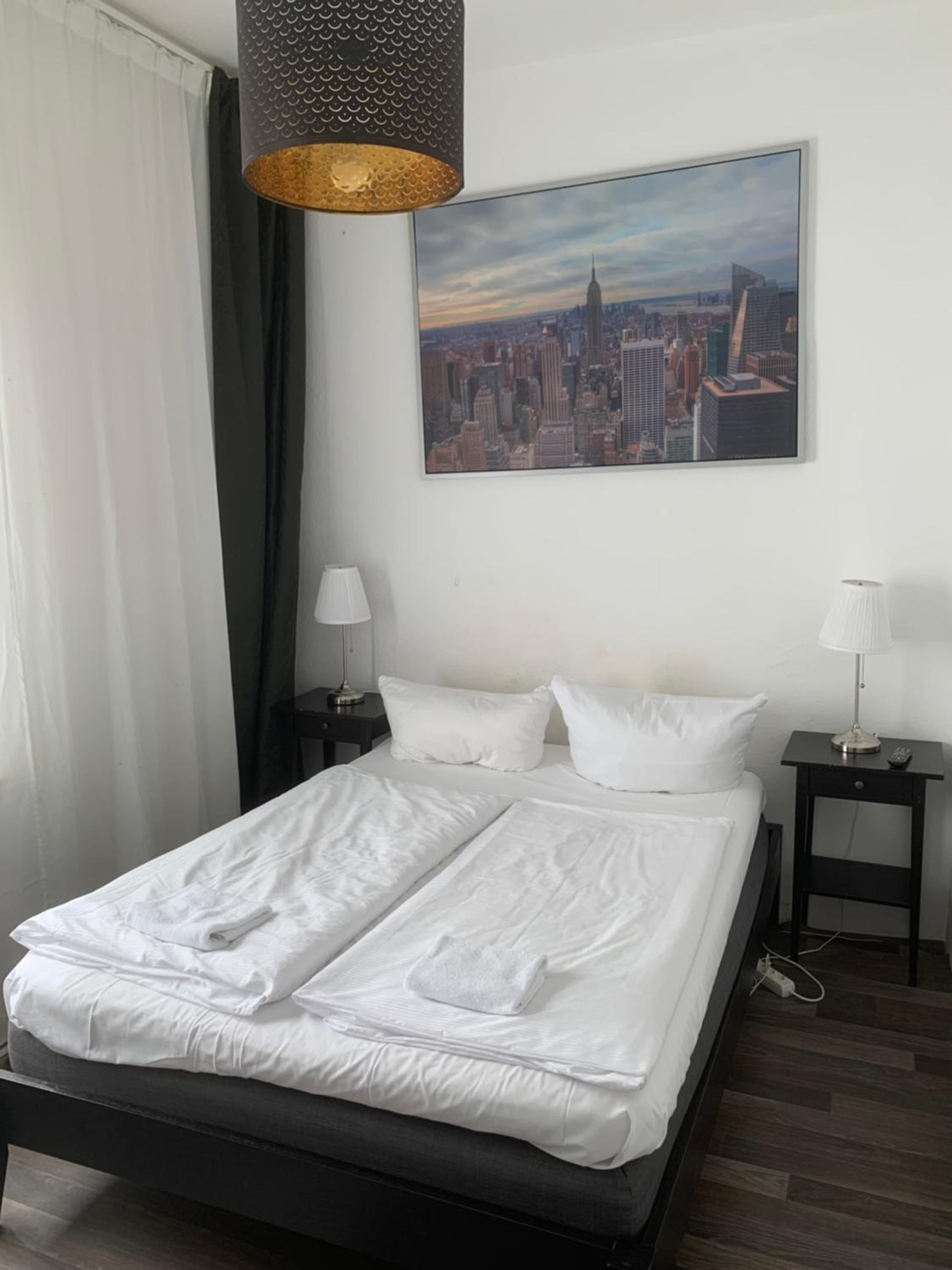 Small Double Room - Photo 2