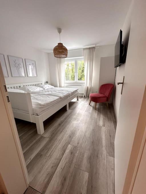 Three-Bedroom House photo 2
