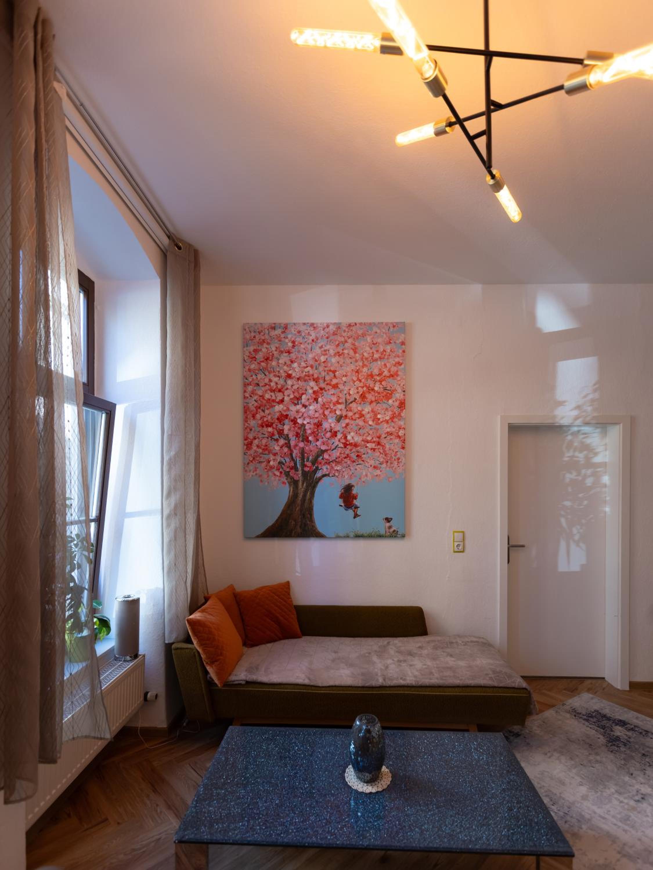 One-Bedroom Apartment - Photo 11