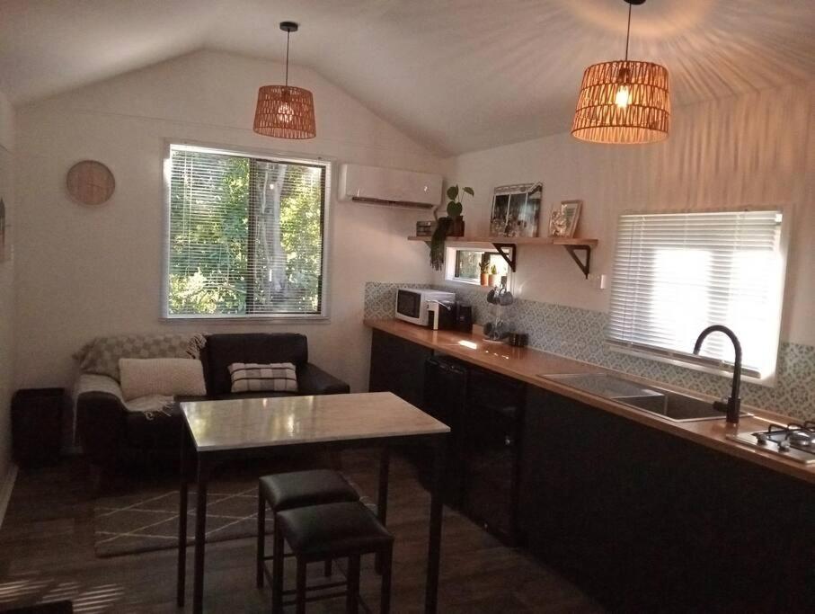 One-Bedroom House photo 3