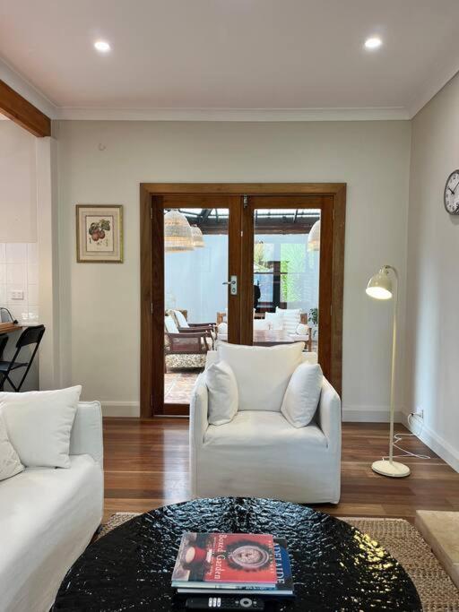 Three-Bedroom Villa photo 2