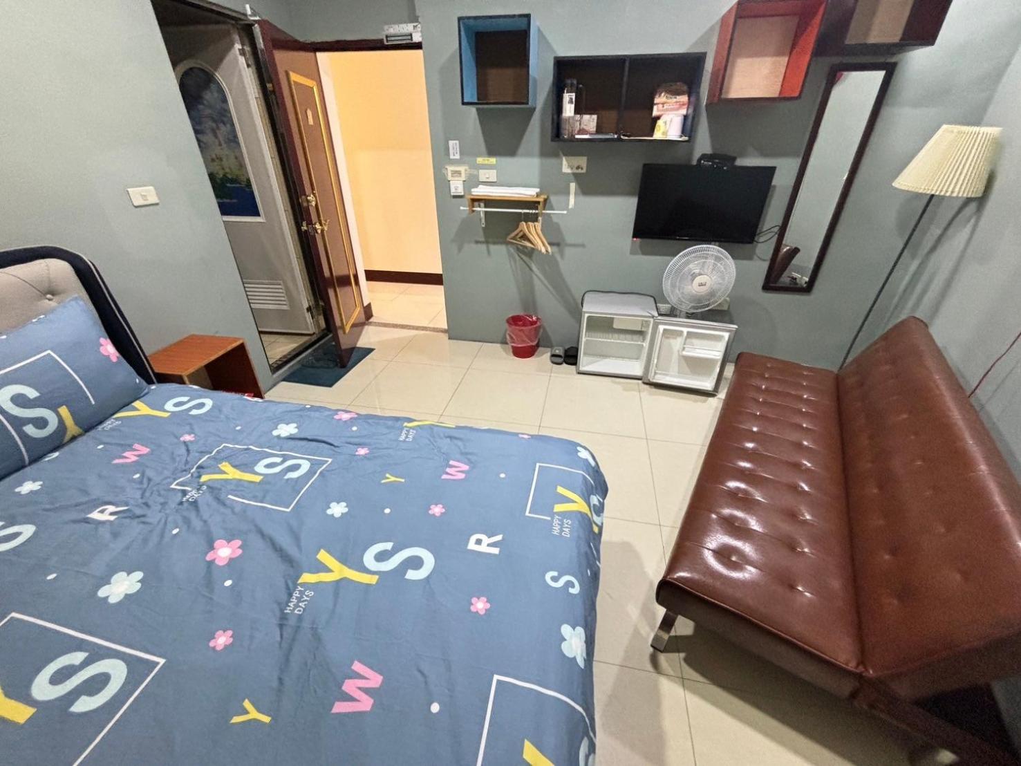 Triple Room with Private Bathroom photo 1