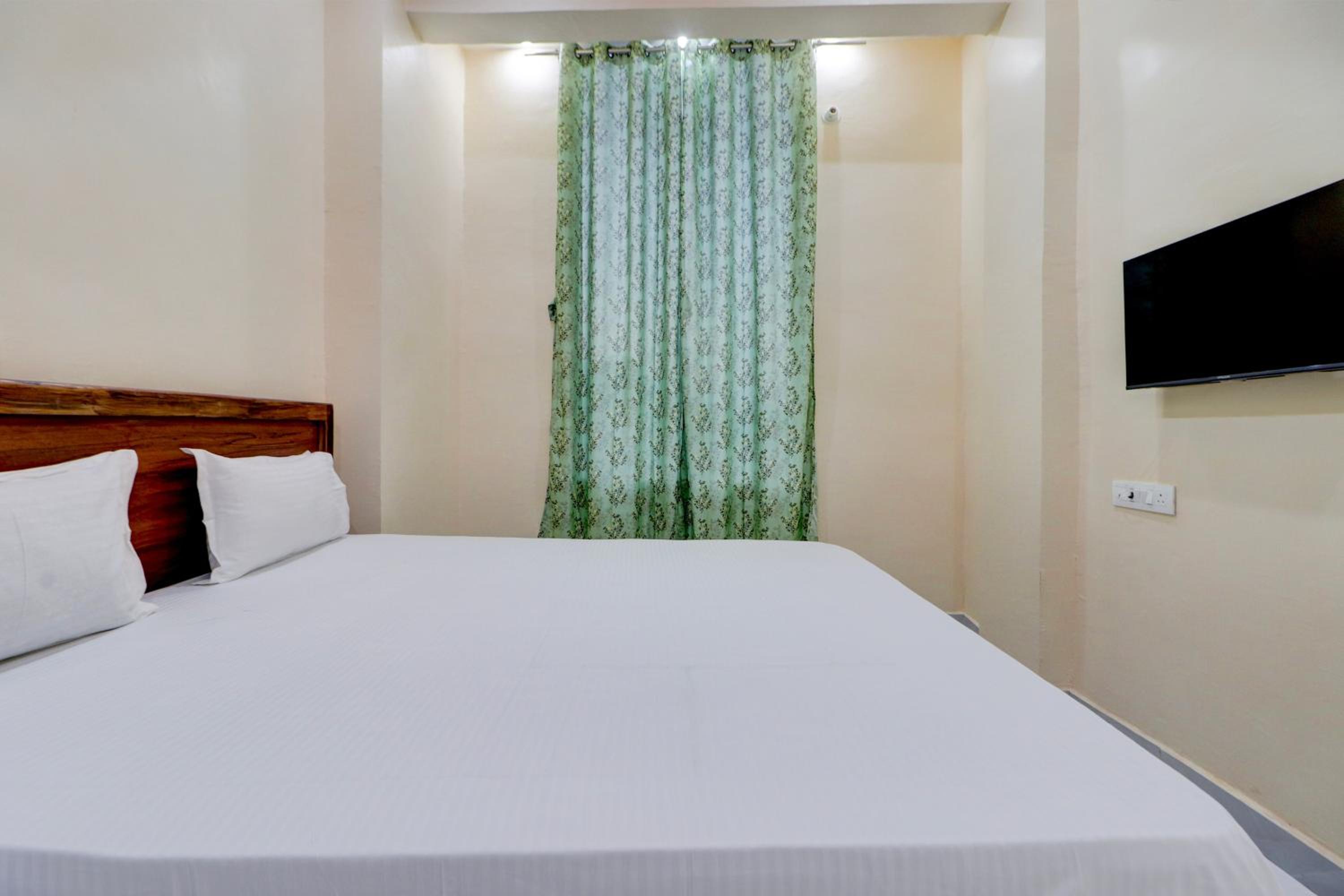 Classic Triple Room photo 3
