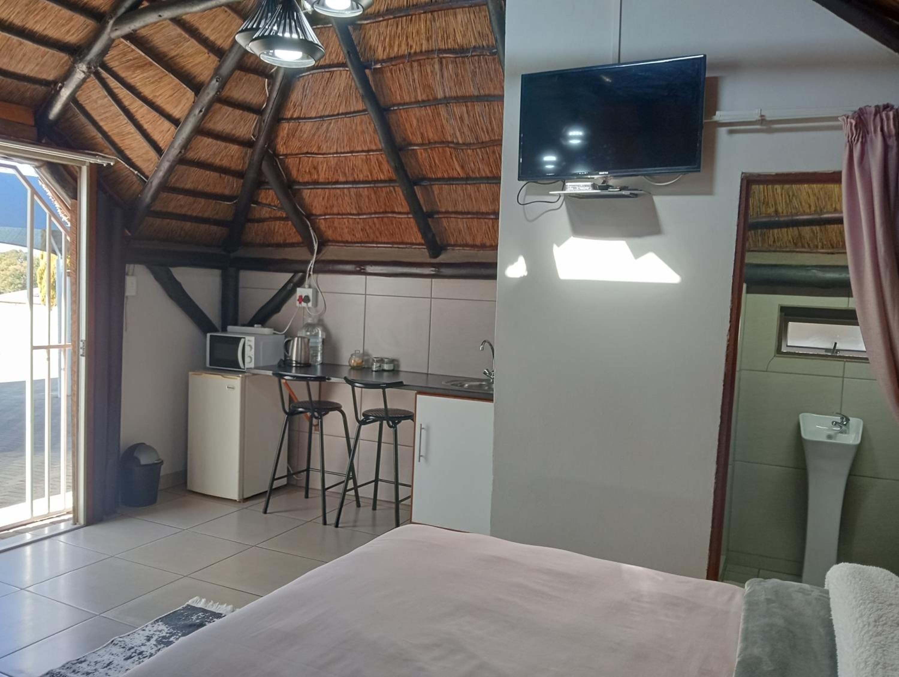 One-Bedroom Chalet - Photo 7