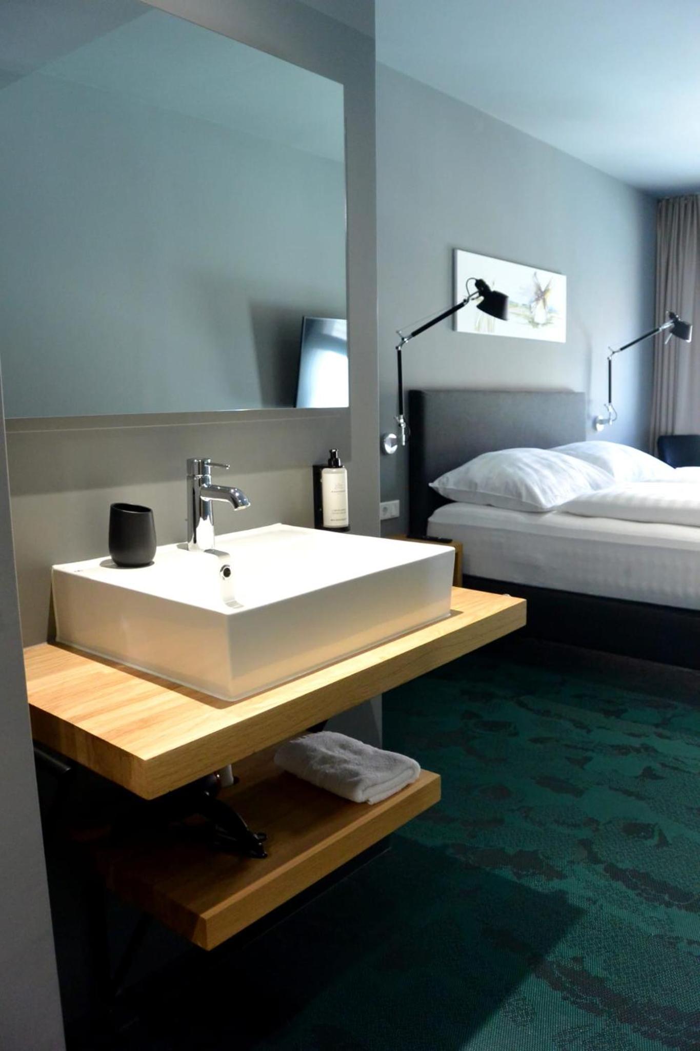 Standard Double Room photo 2