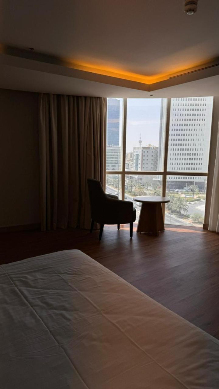 Executive Suite photo 2