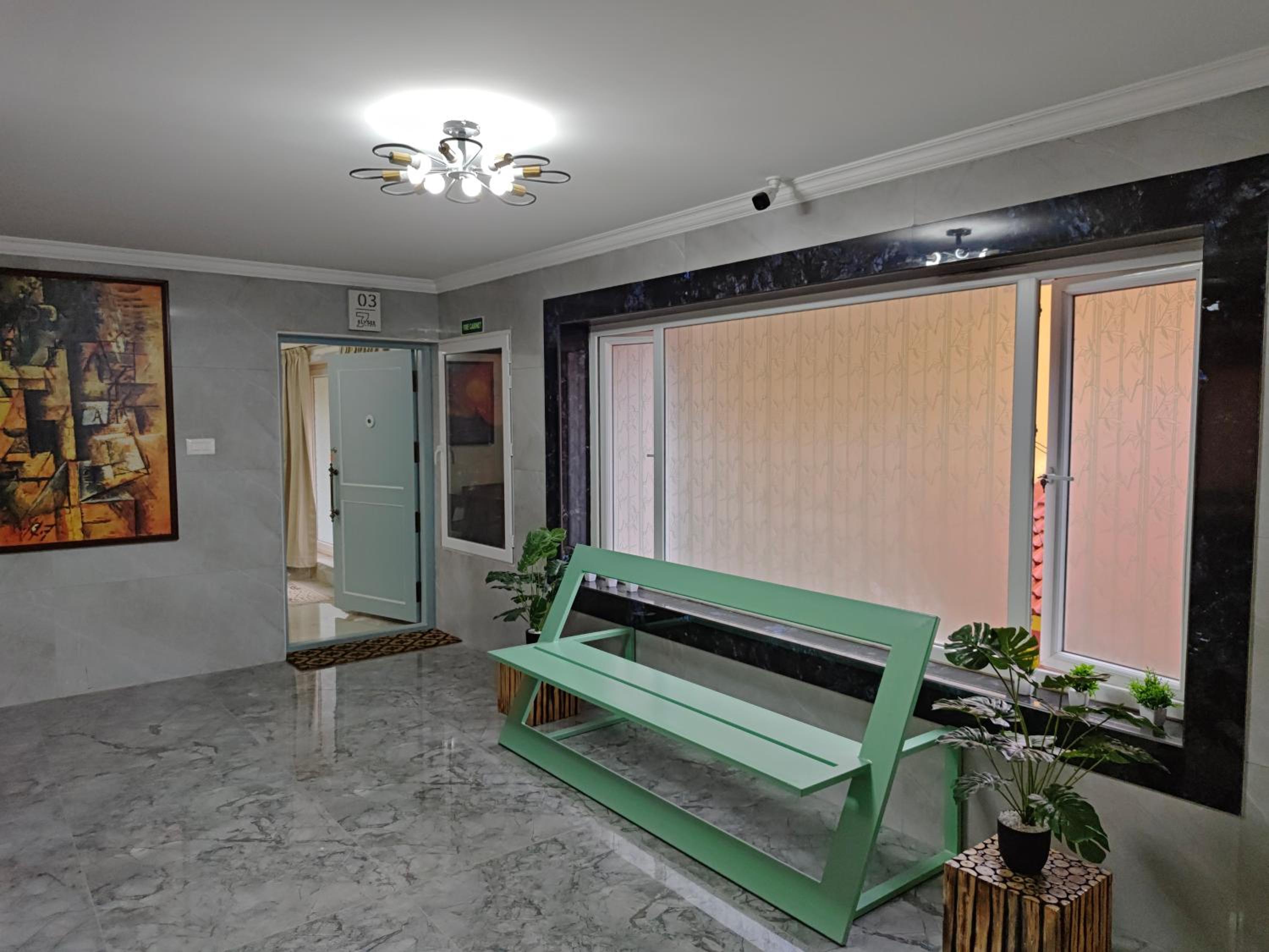 Three-Bedroom Deluxe Apartment