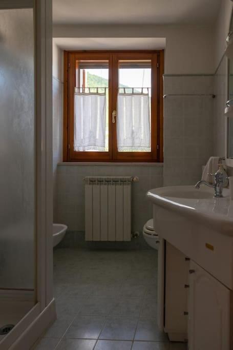 Three-Bedroom House photo 3