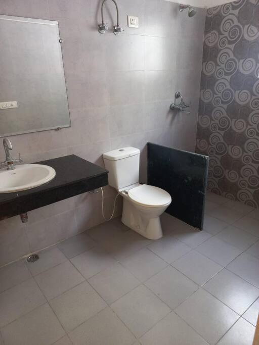 Three-Bedroom Villa photo 3