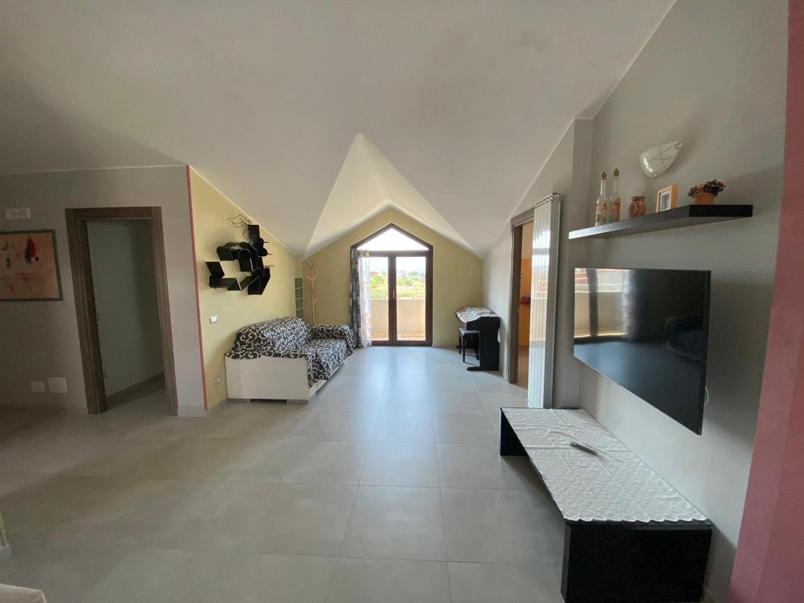 Penthouse Apartment - Photo 4