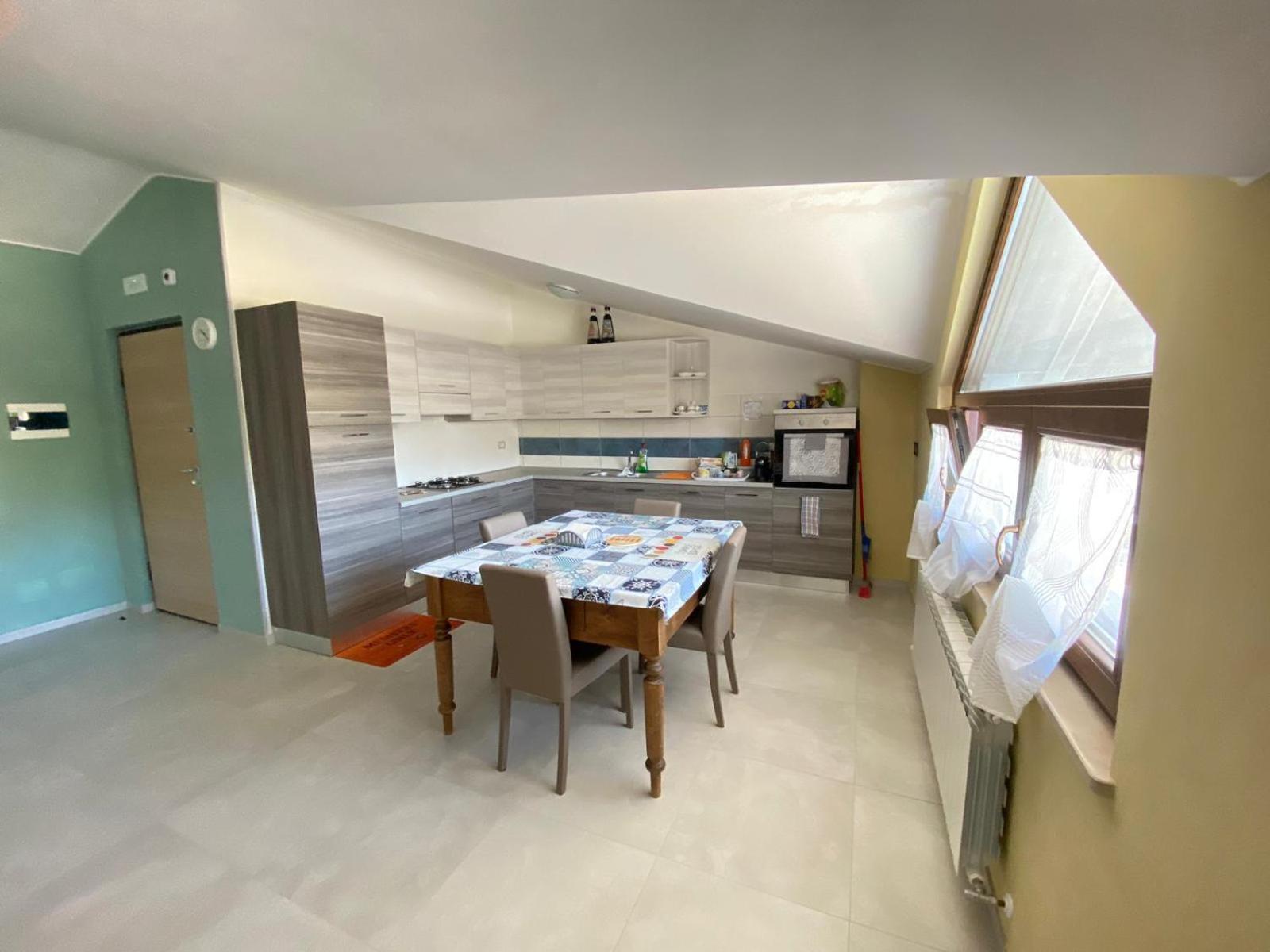 Penthouse Apartment - Photo 25