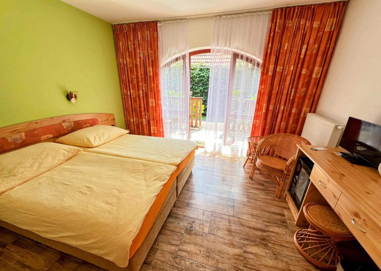 Double Room with Terrace
