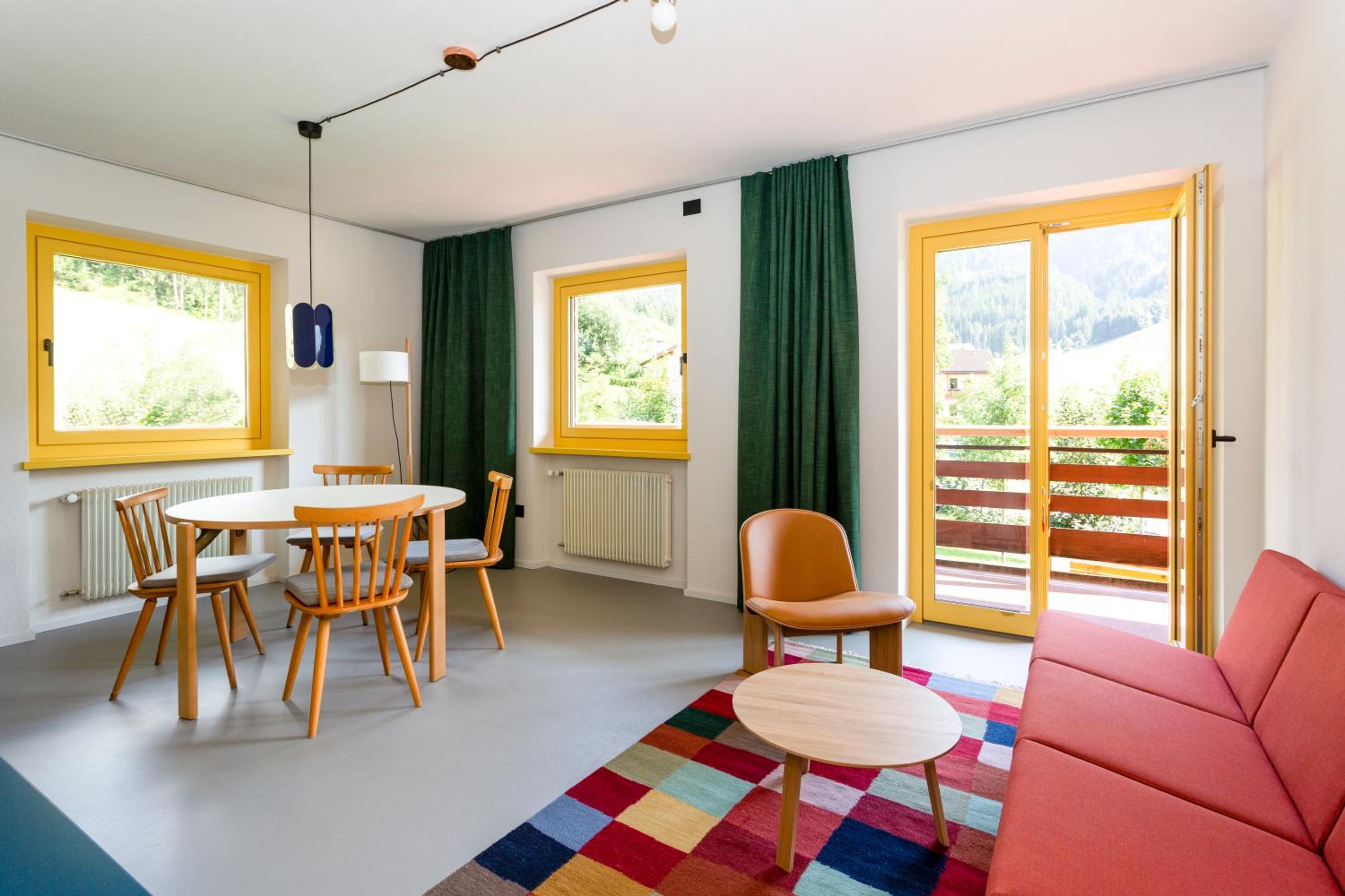 Two-Bedroom Apartment with Mountain View