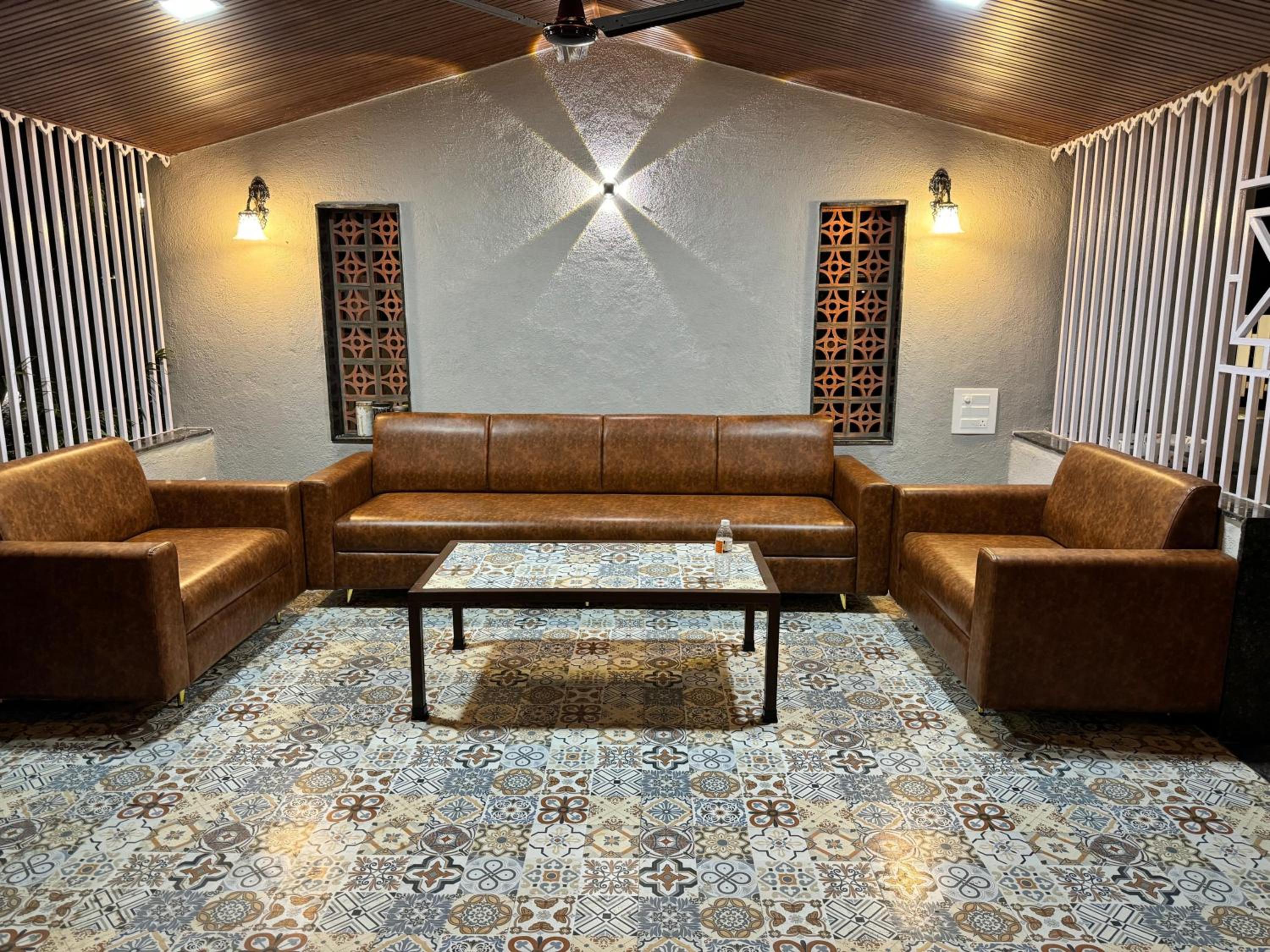 Three-Bedroom Villa photo 3